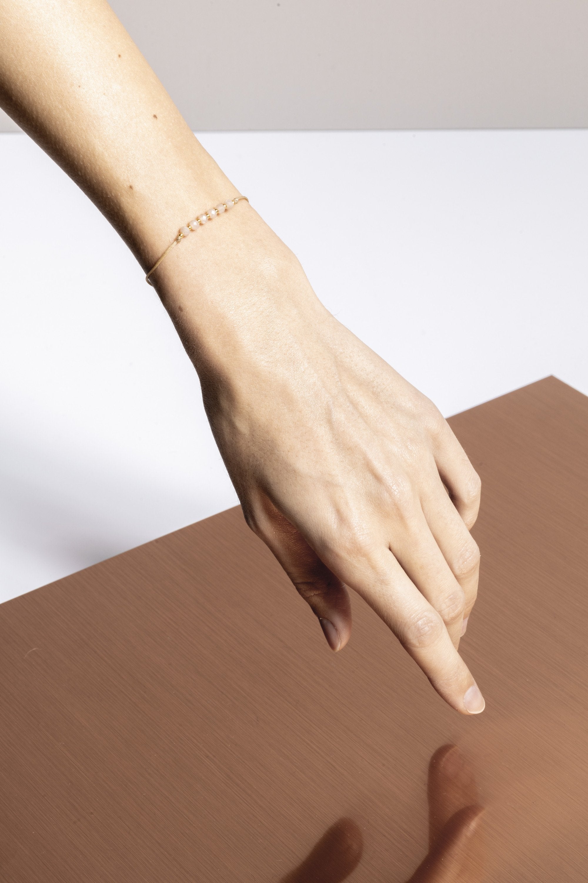 bracelet - SMALL BUT MIGHTY - peach moonstone - collab zürich