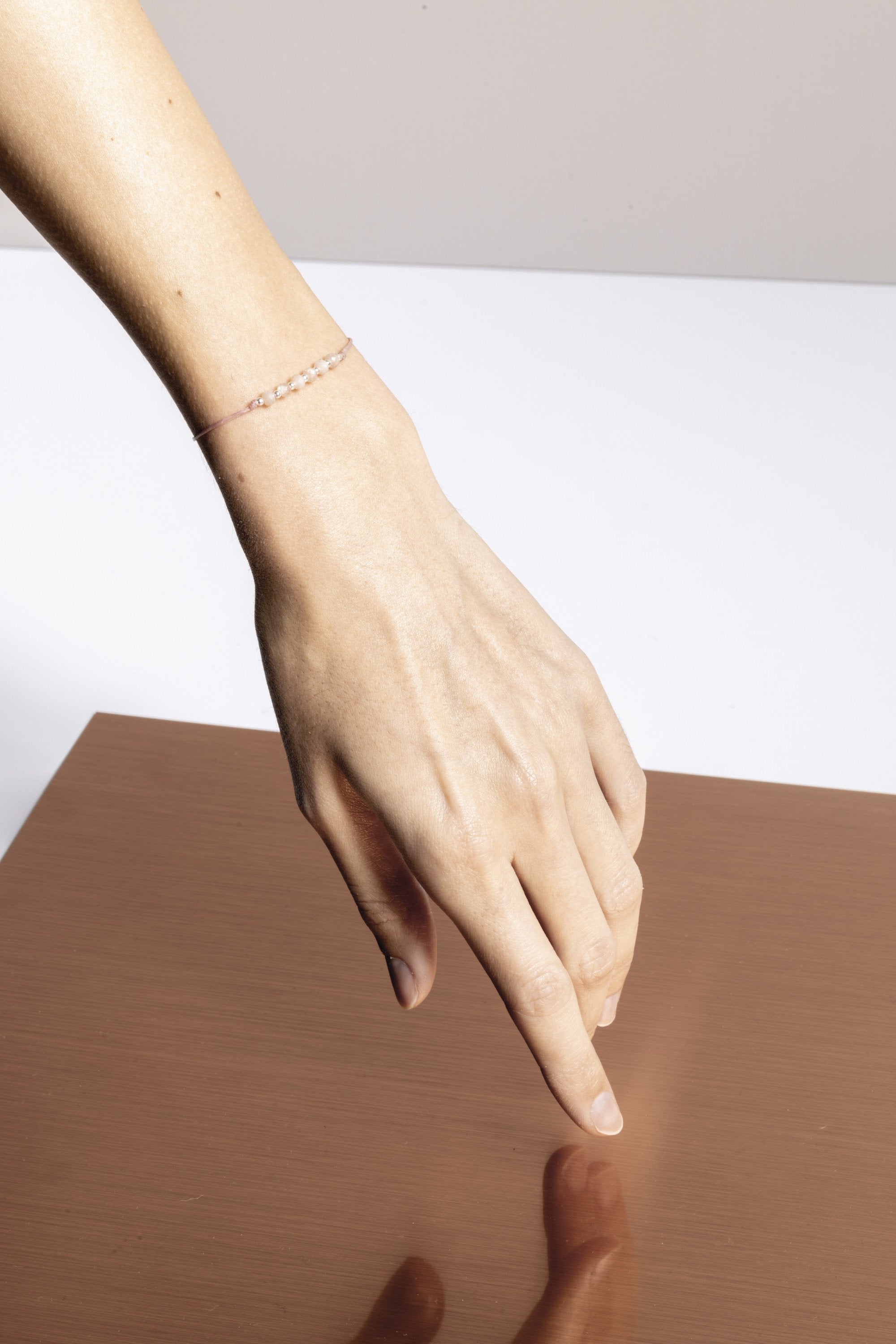 bracelet - SMALL BUT MIGHTY - peach moonstone - collab zürich