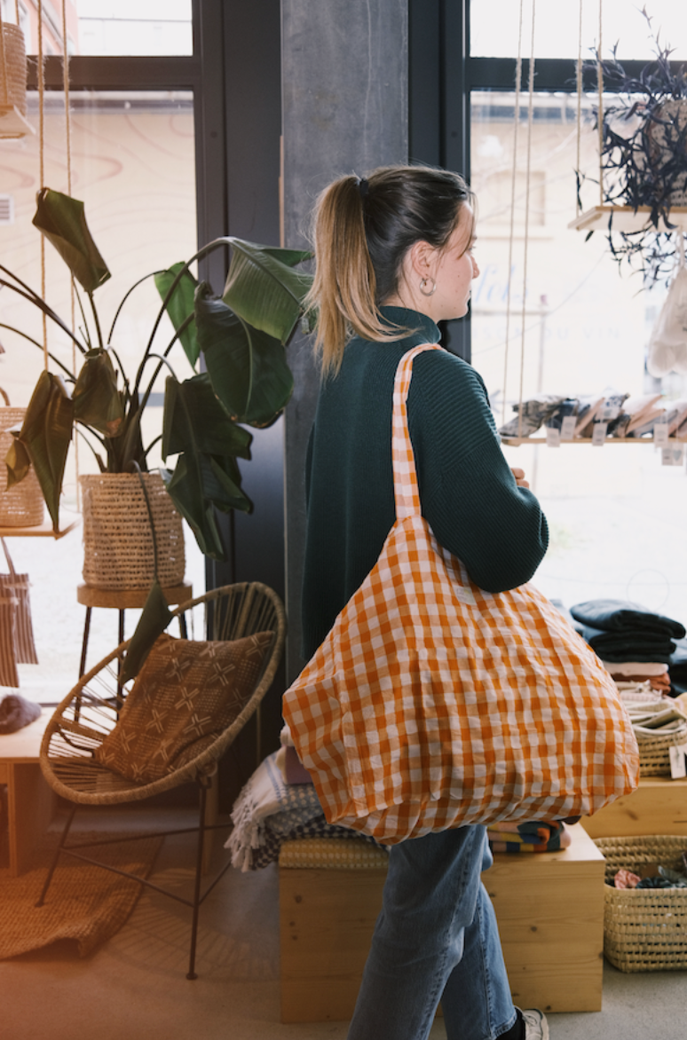 Handbags & Crossbody Bags