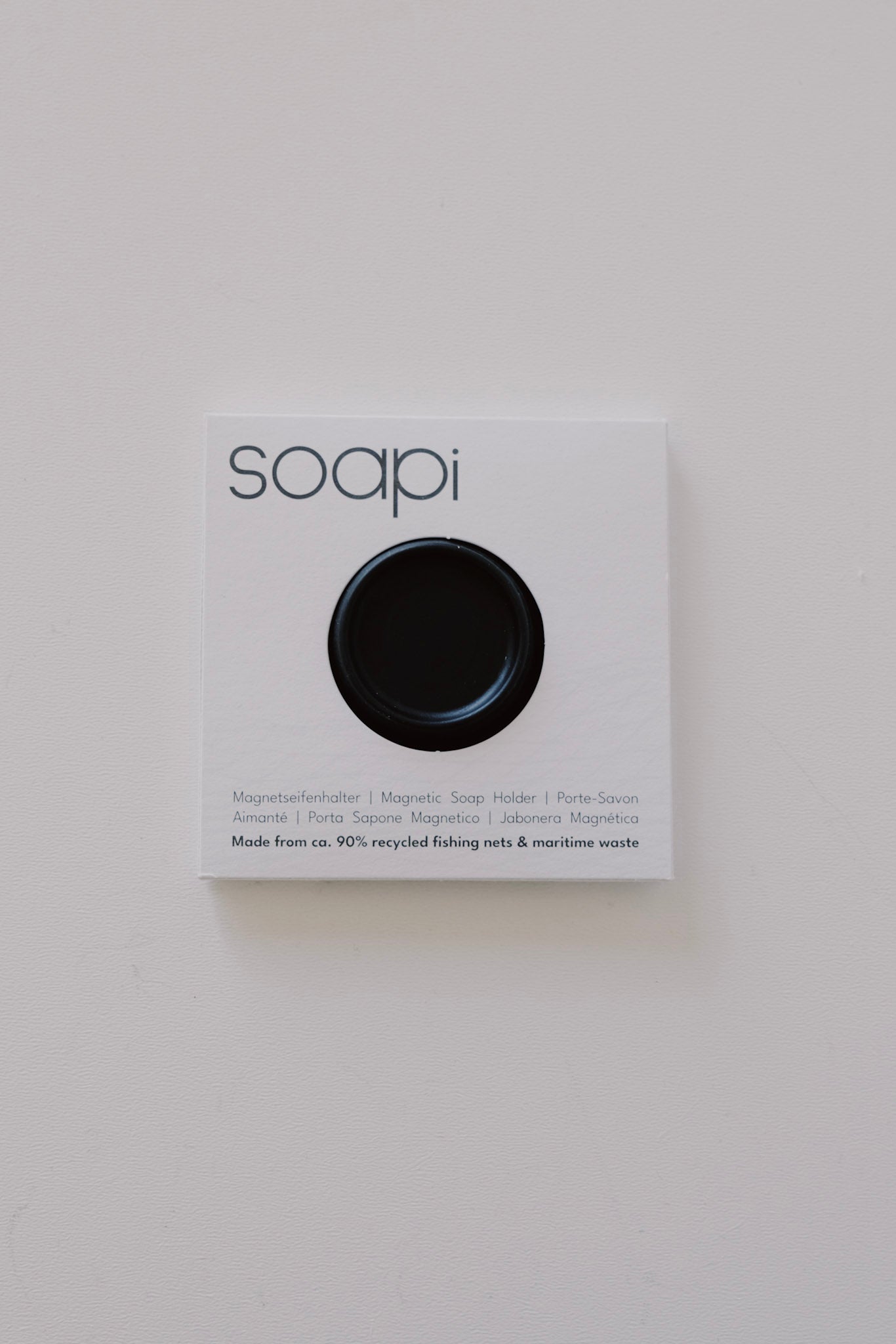 magnet soap holder - soapi - collab zürich