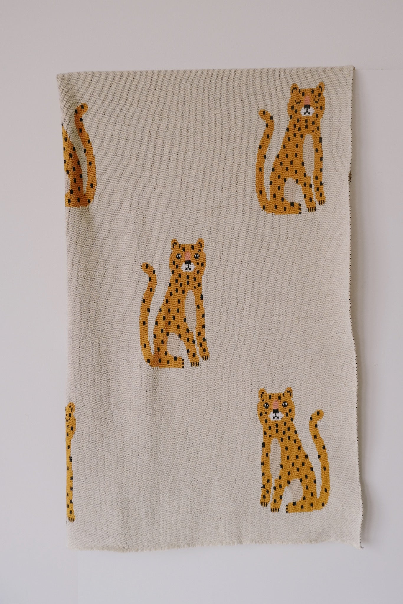 blanket - sitting leopard - collab zürich