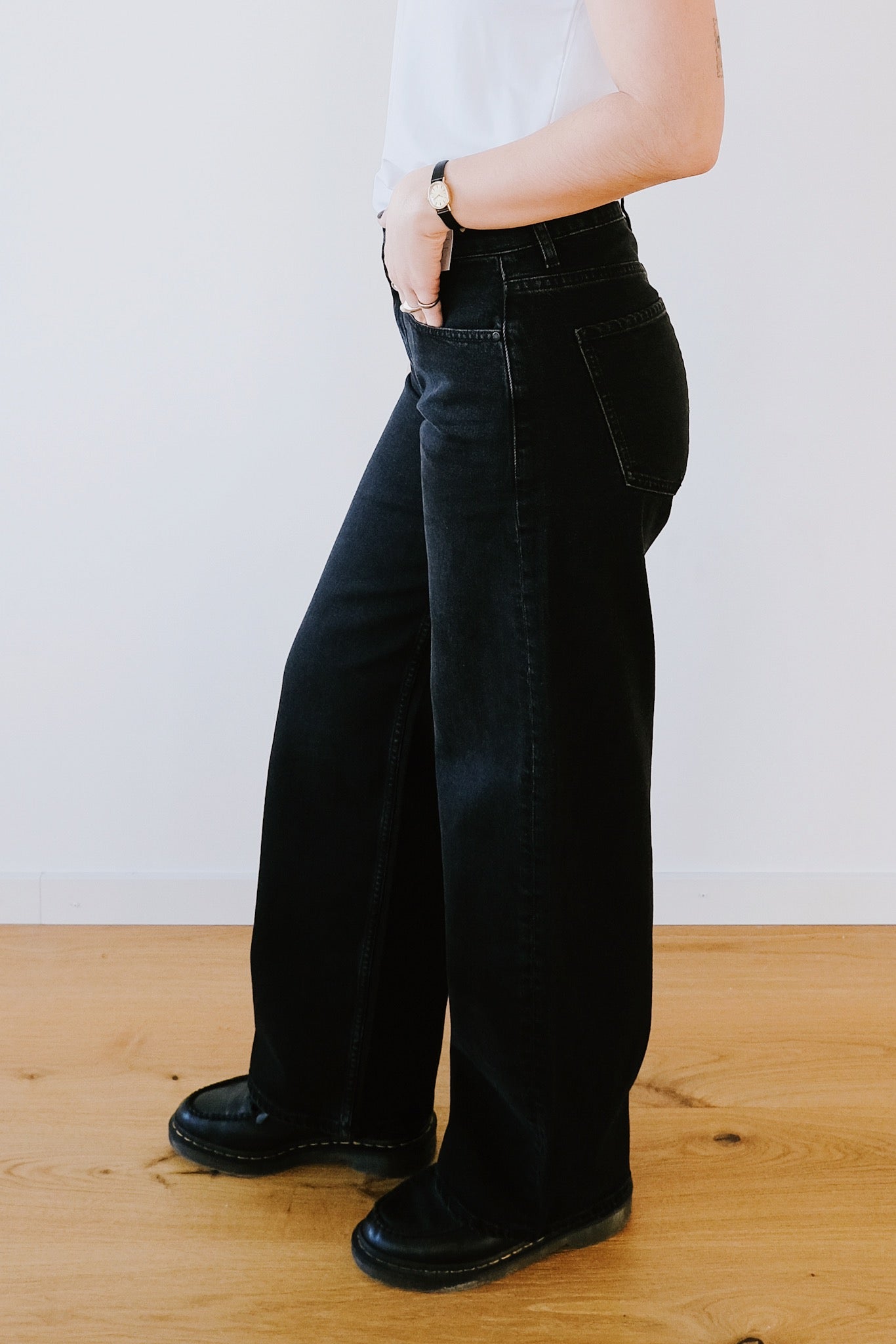 Jeans - Barrel Minimal Stretch - ASH - Black Denim - collab zürich