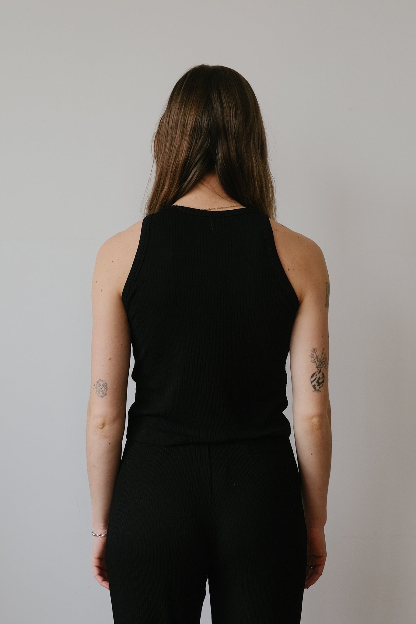 modal tank top - lula - black - collab zürich