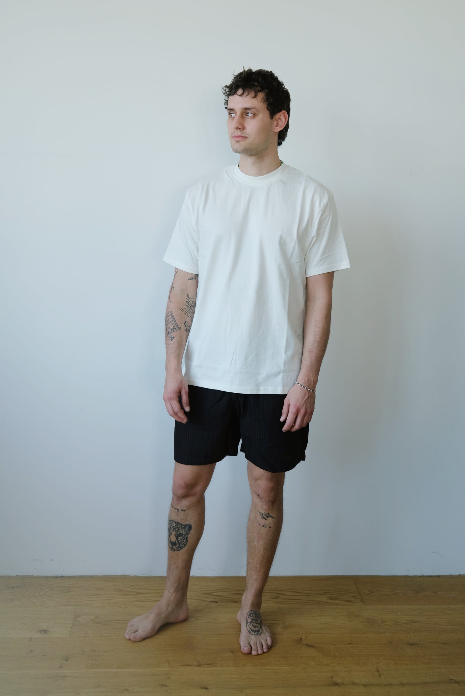 unisex shorts - rishi - banana black - collab zürich