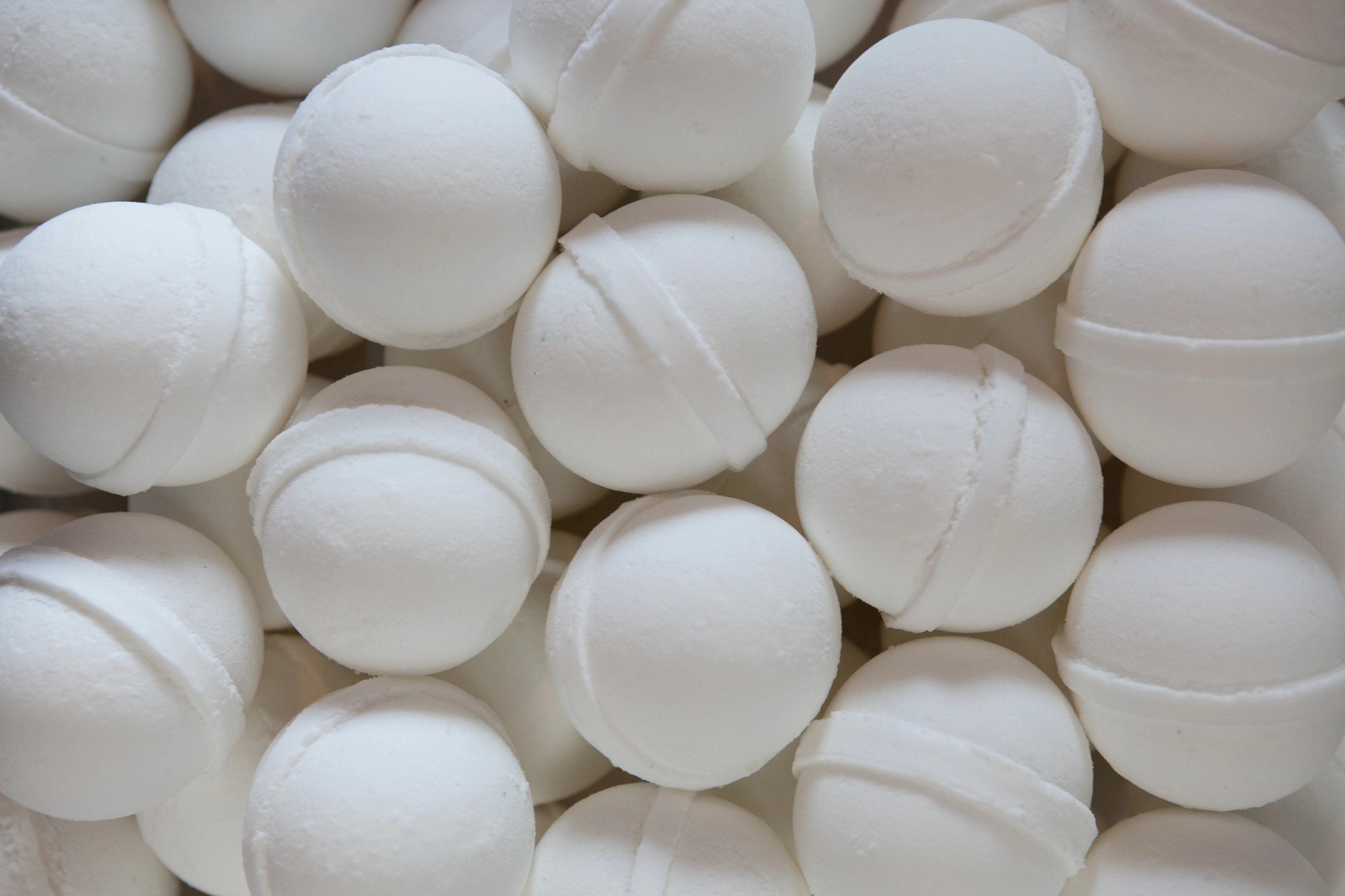 bath bomb - coconut milk bath bomb - collab zürich
