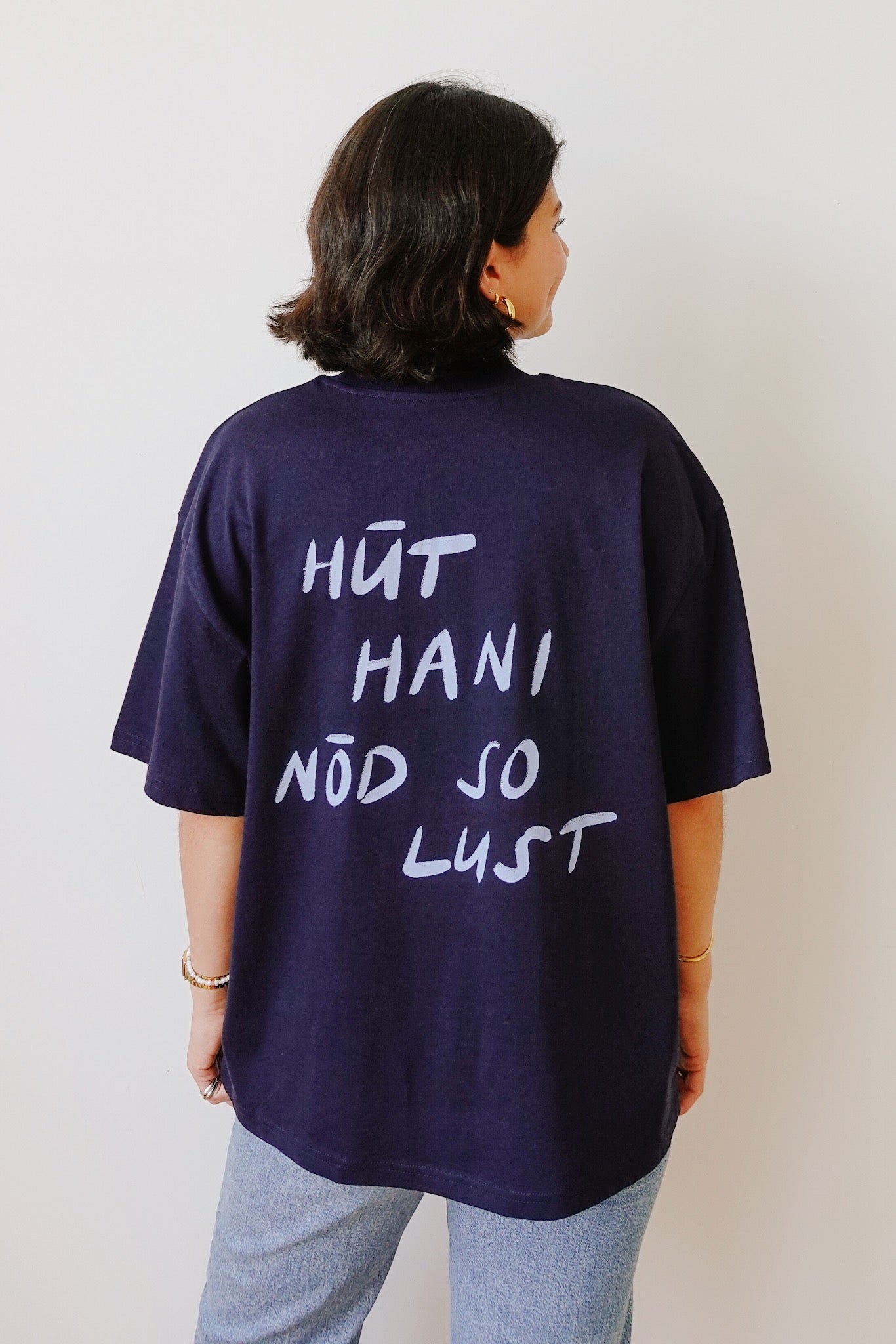 Unisex Oversized T-Shirt - HÜT HANI NÖD SO LUST - Navy / Ice - collab zürich
