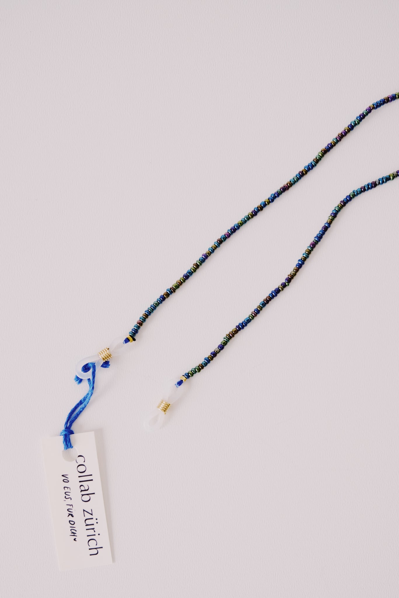 brülle bändeli / glasses necklace - shiny beads - collab zürich