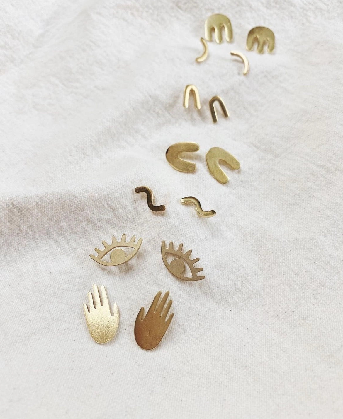 earring studs - brass - ivy - collab zürich