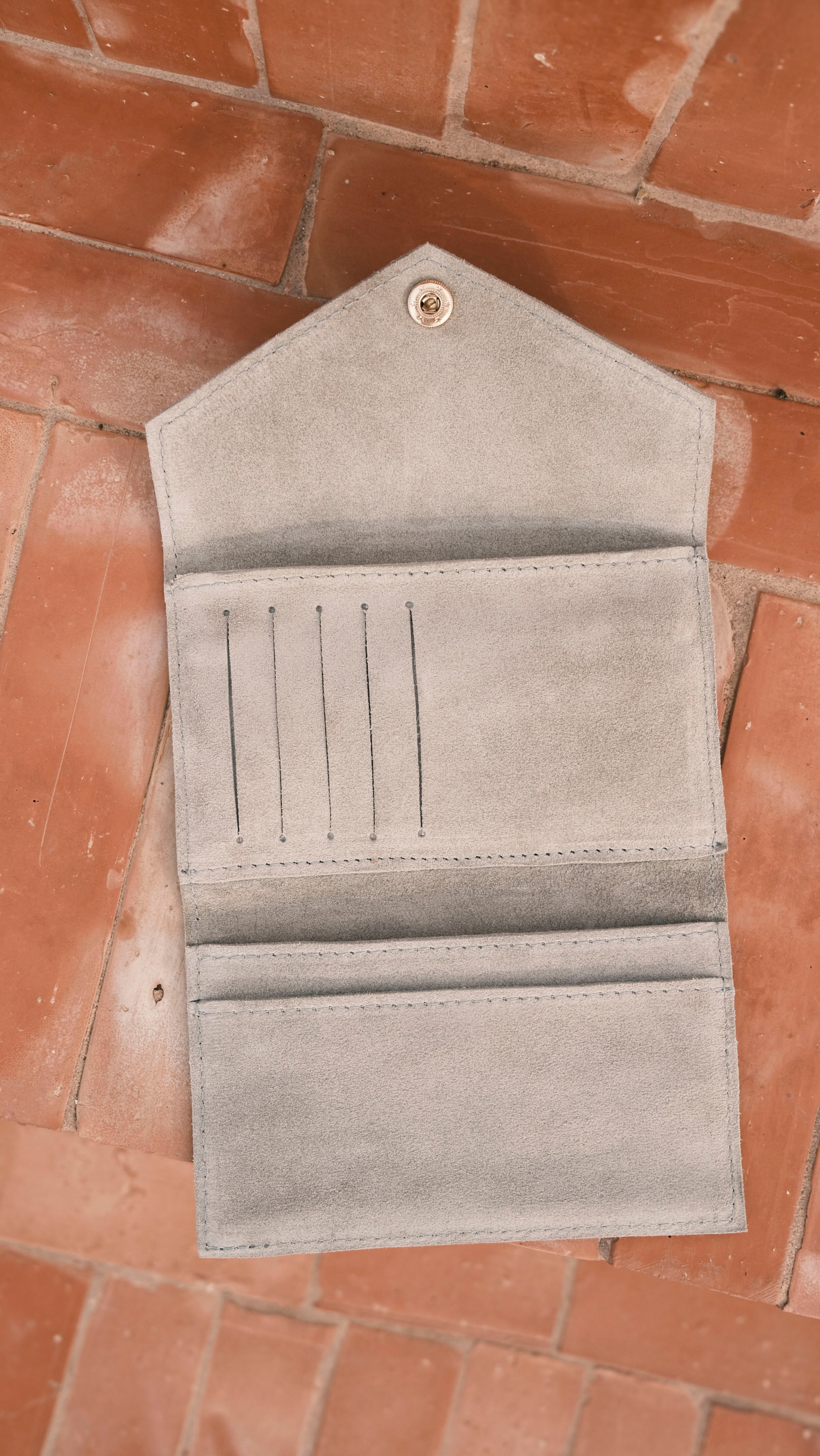 Flip Wallet - DENYA - Taupe - collab zürich