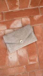 Flip Wallet - DENYA - Taupe - collab zürich
