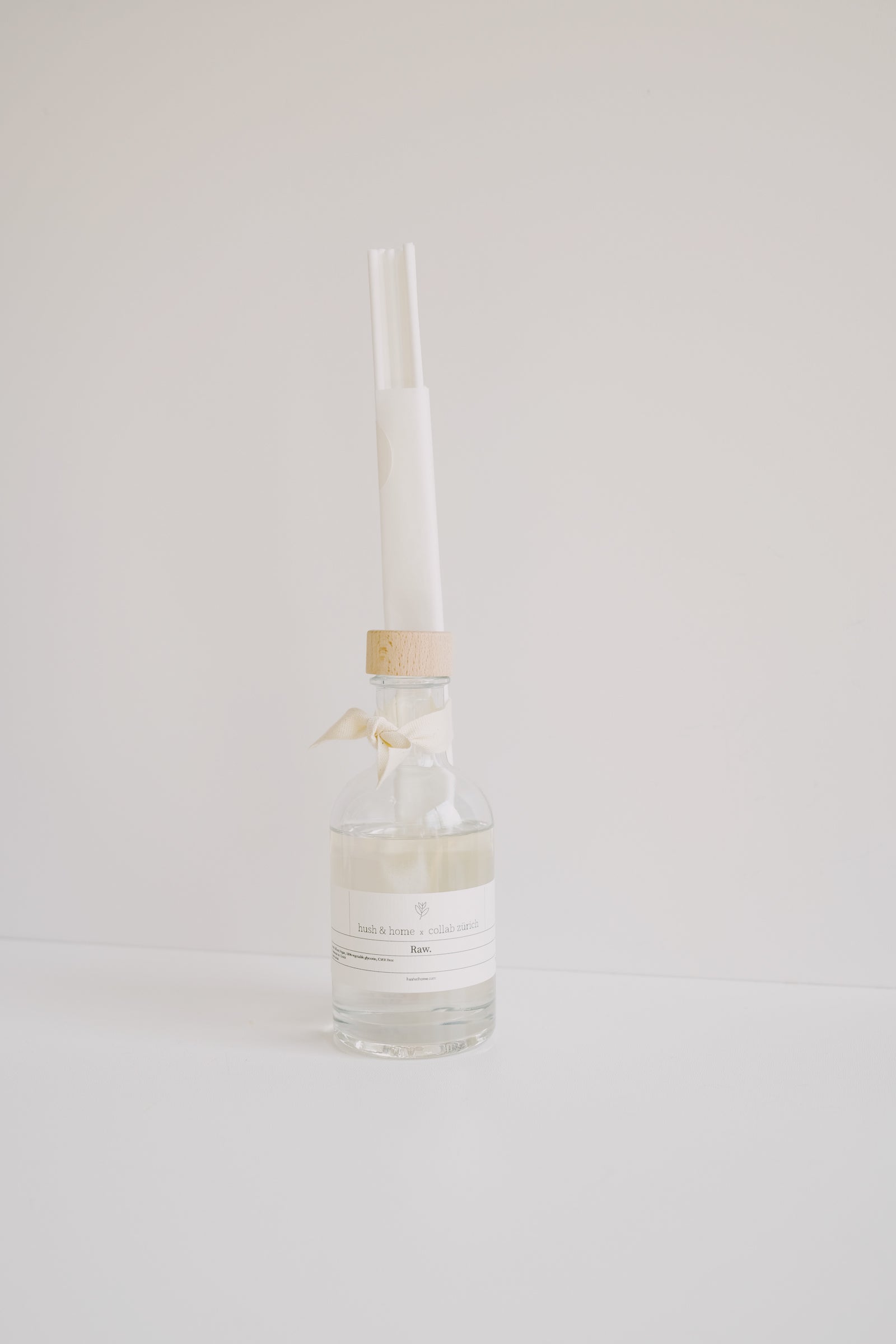 reed diffuser - raw - collab zürich