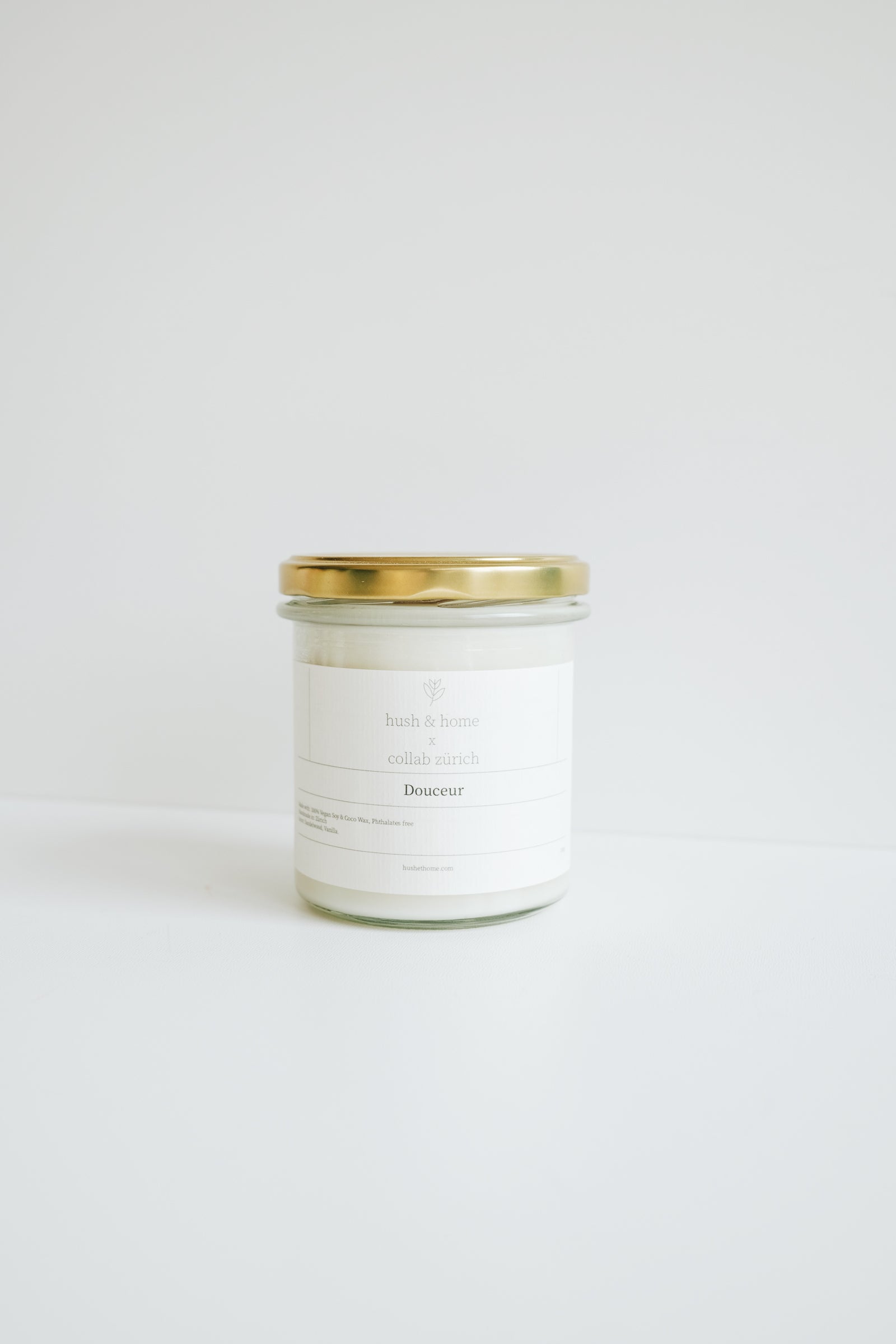 scented candle - douceur - collab zürich