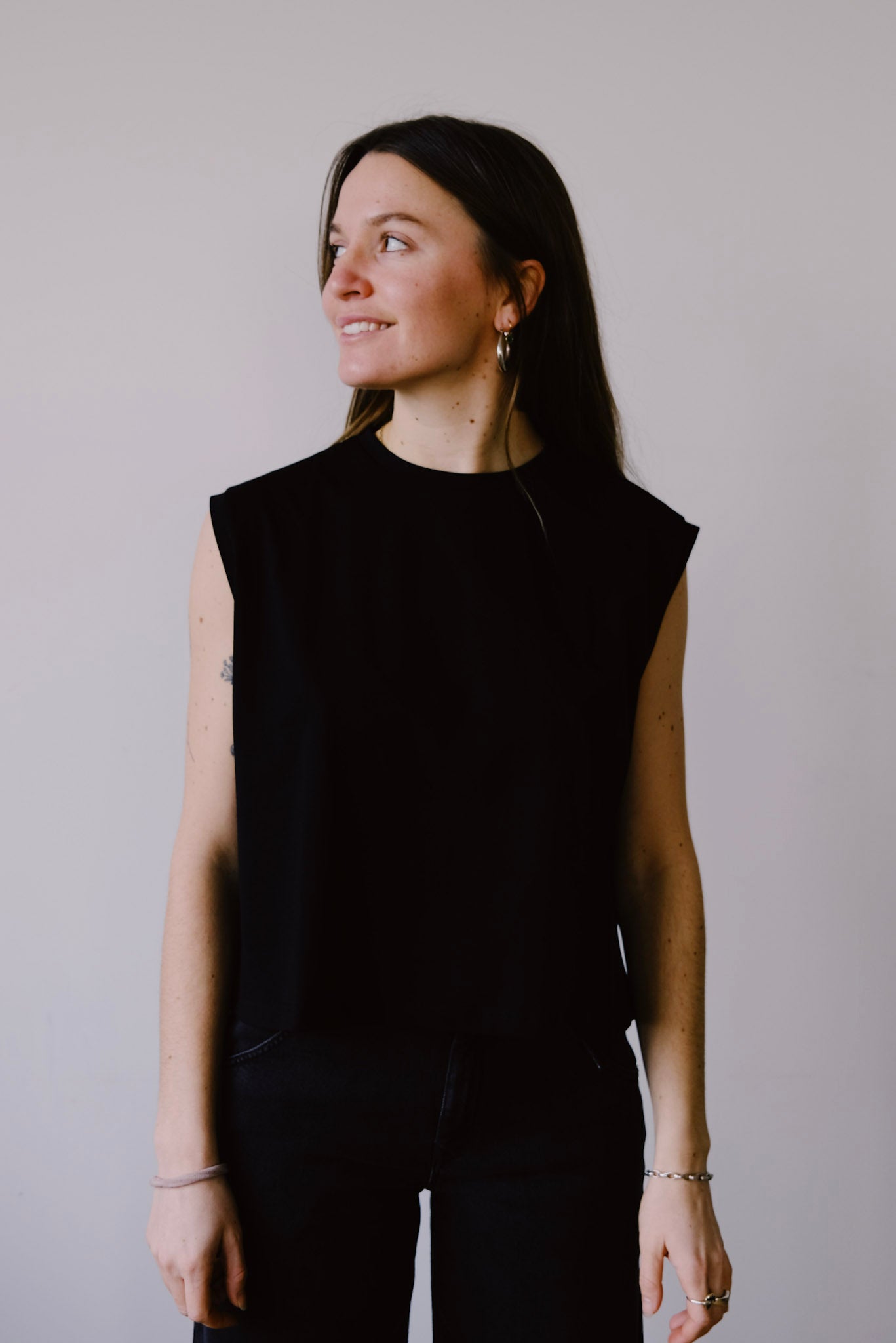 cotton t-shirt - ovar - black - collab zürich