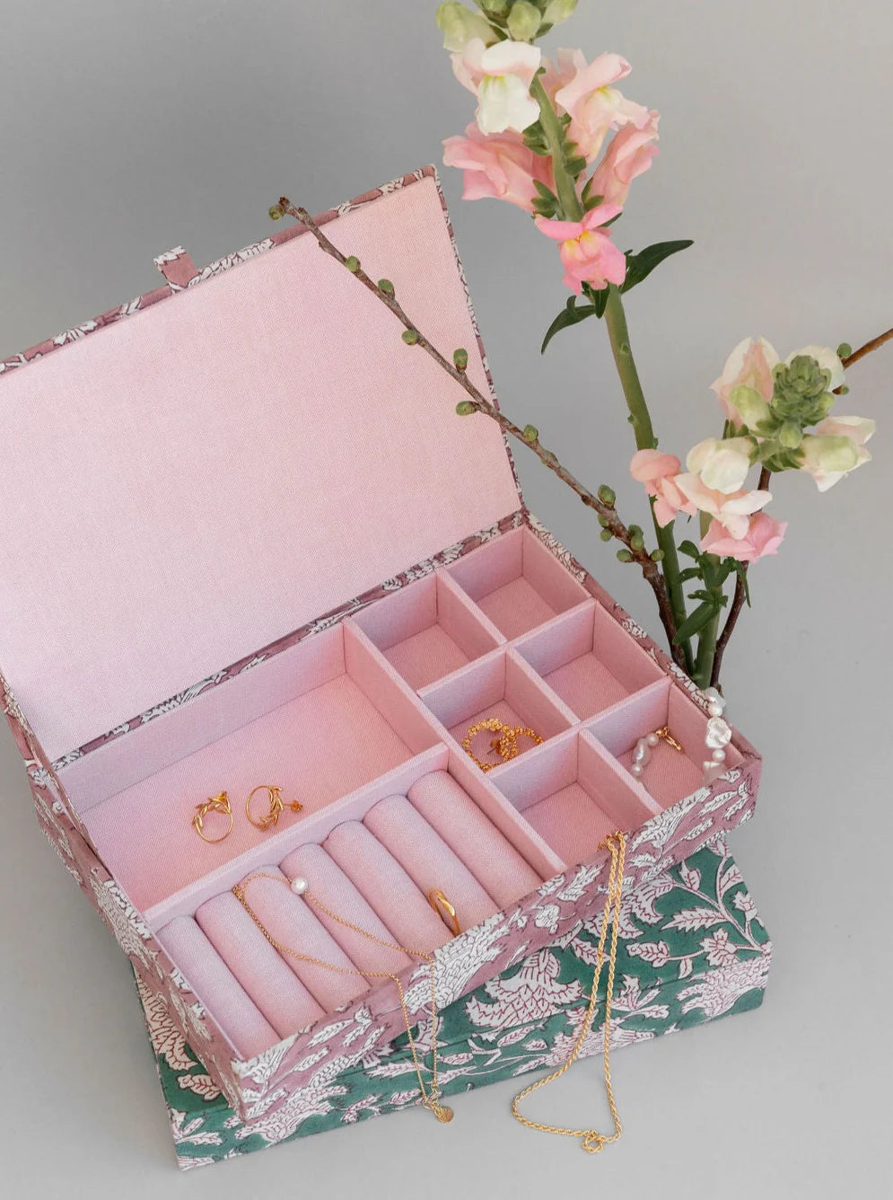 jewelry case - blush - collab zürich