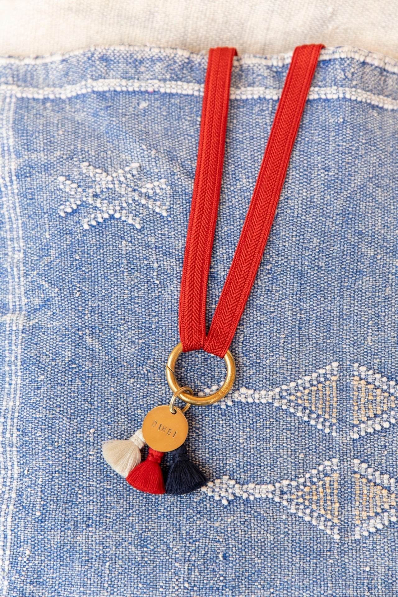 Keychain Band - ZAHRA - Scarlet Red - collab zürich