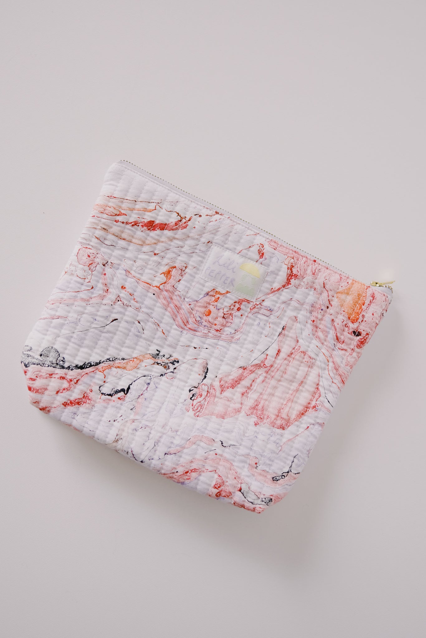 pouch - quilted marble - collab zürich