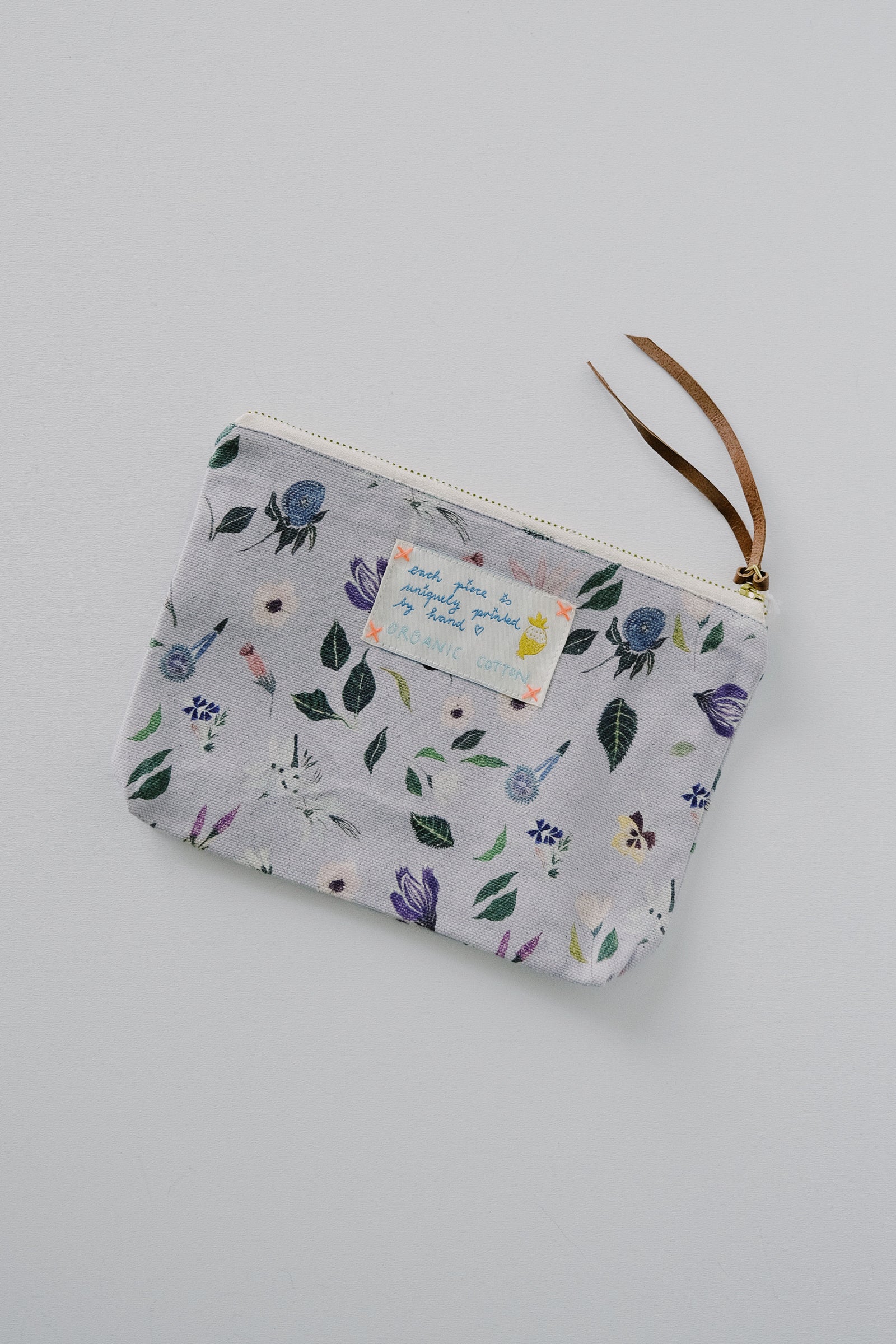 small pouch - purple flowers - collab zürich