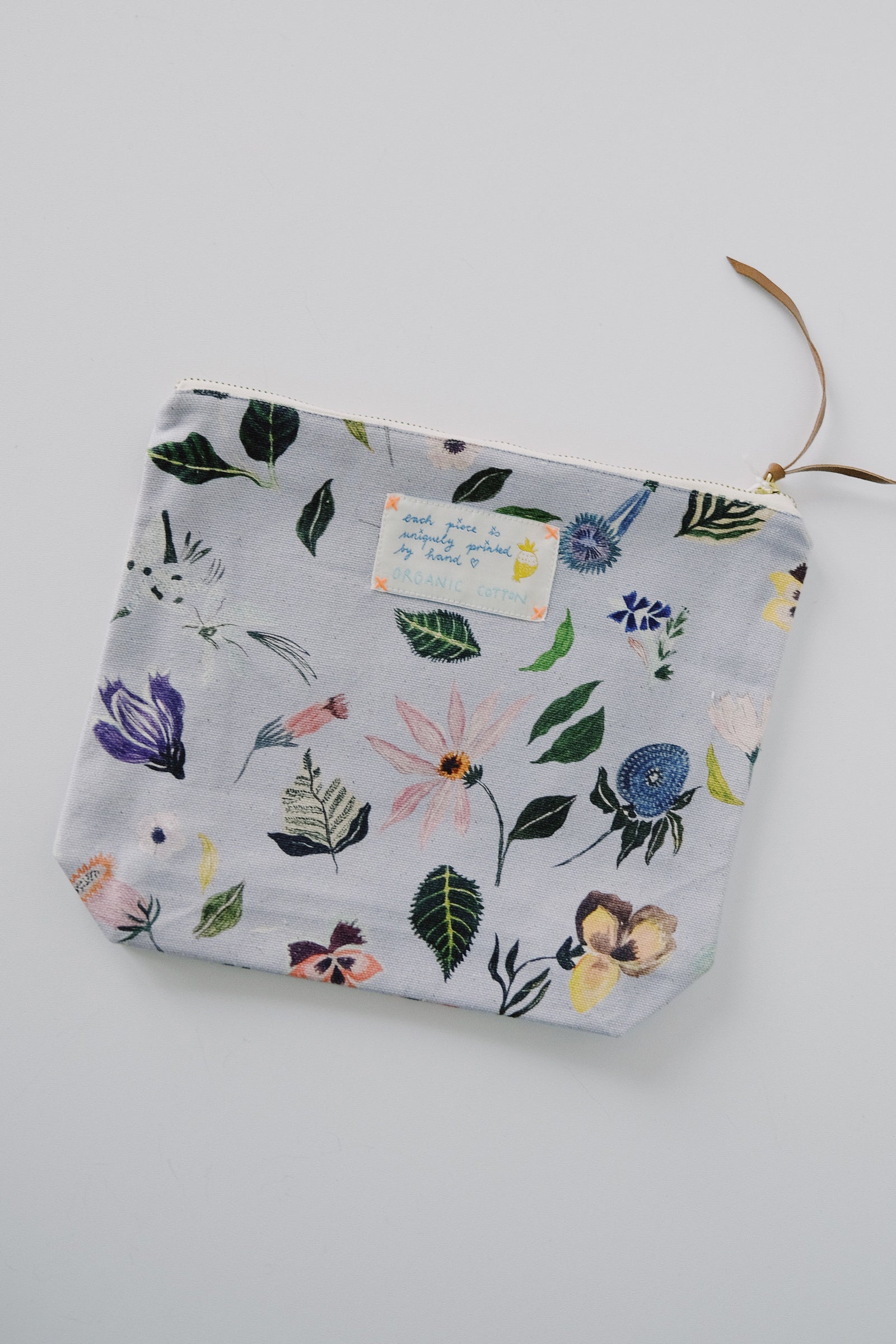 pouch - purple flowers - collab zürich