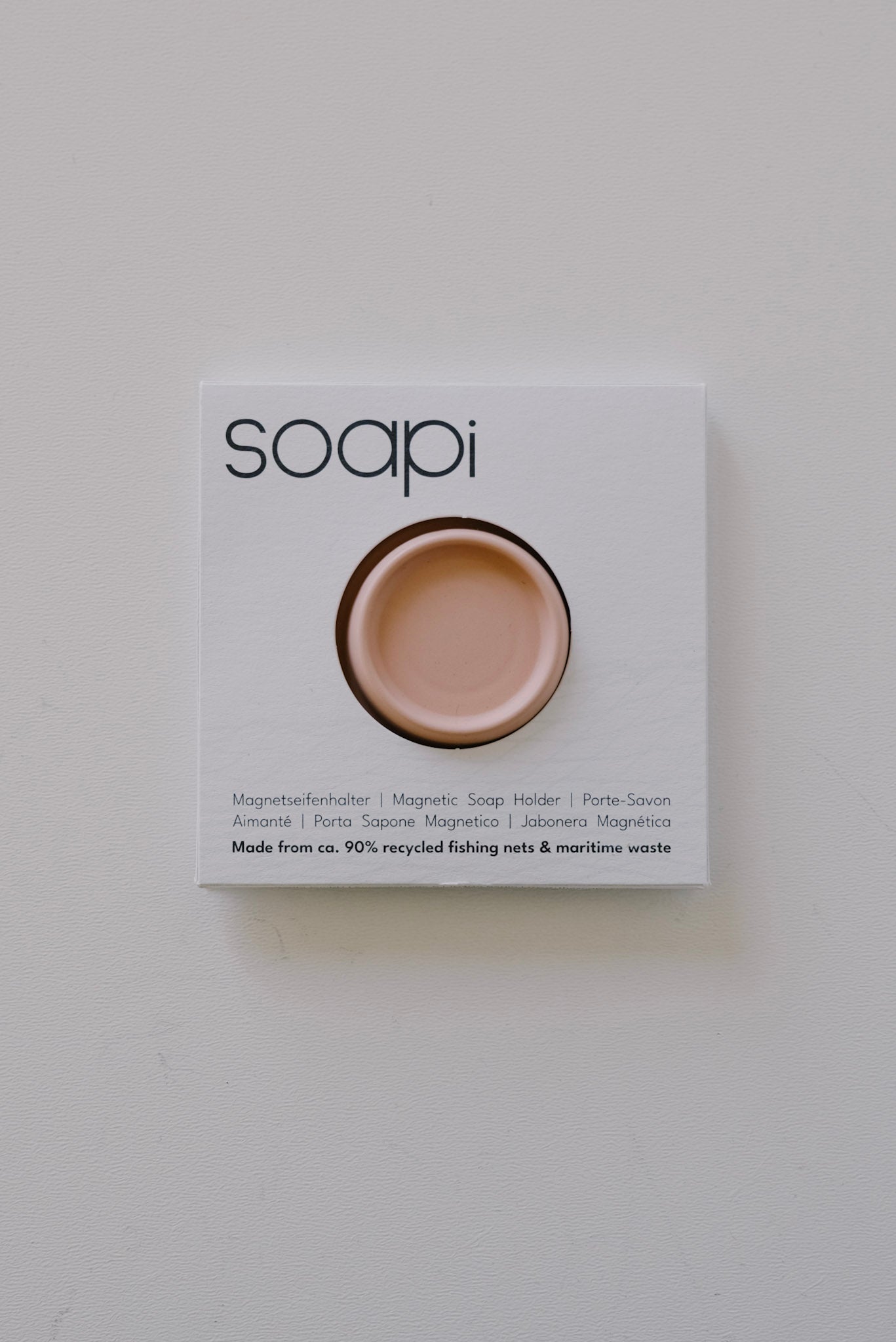 magnet soap holder - soapi - collab zürich