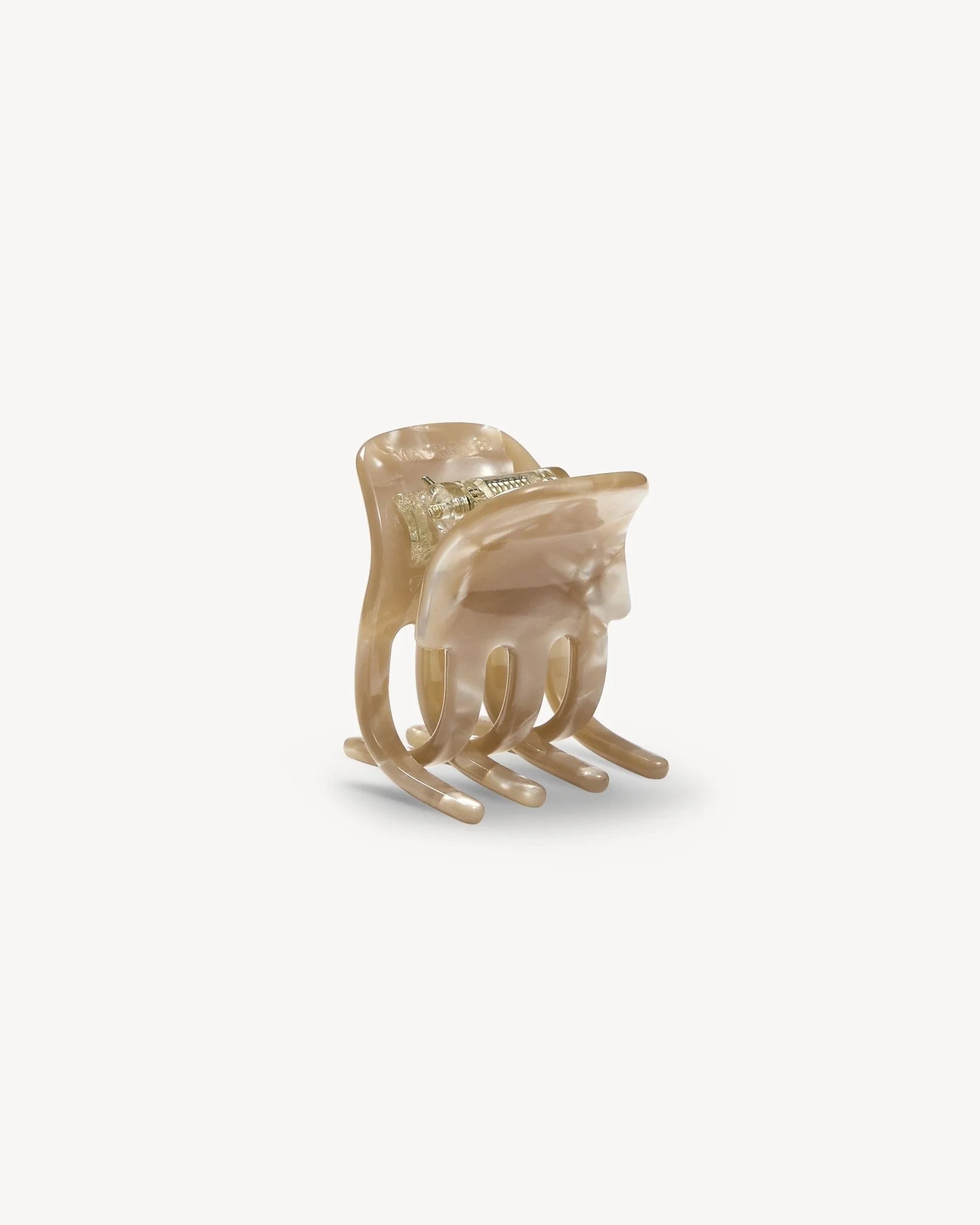 mini claw - sand shell - collab zürich