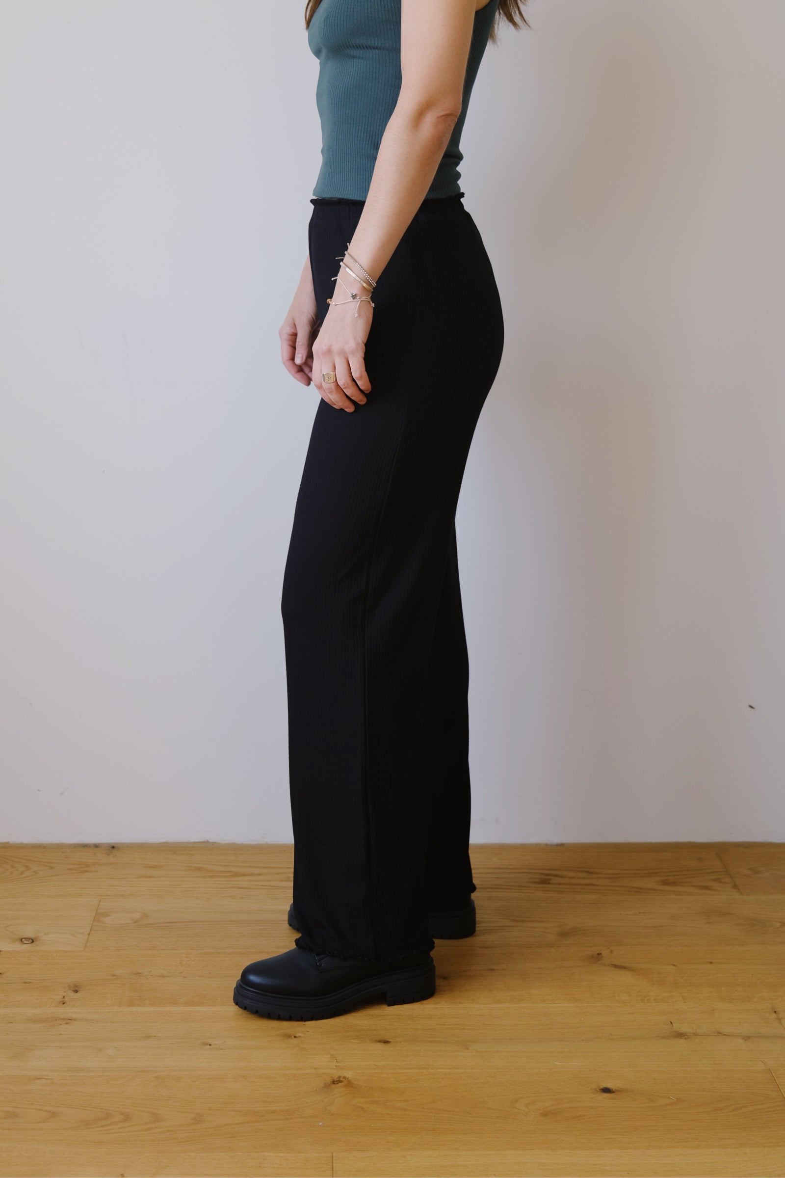 tencel pants - kira - black - collab zürich