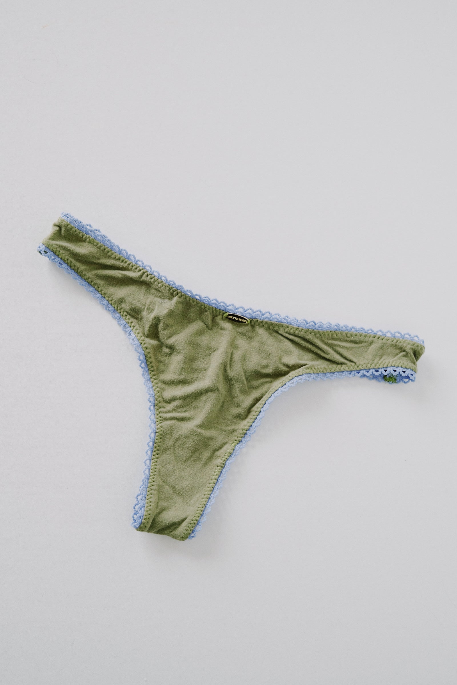 bamboo underwear - thong - green - collab zürich