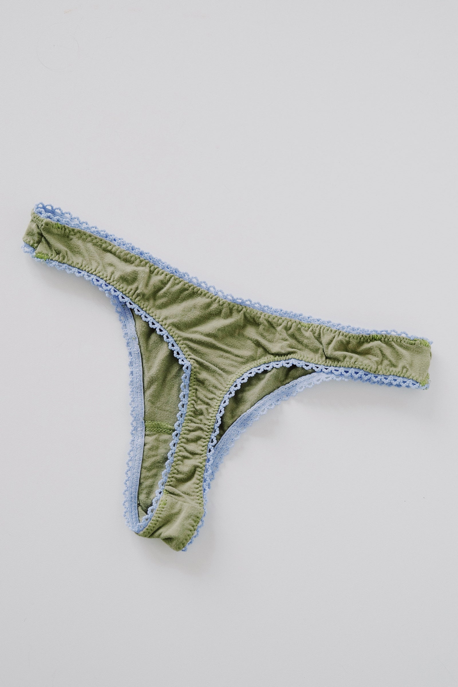 bamboo underwear - thong - green - collab zürich