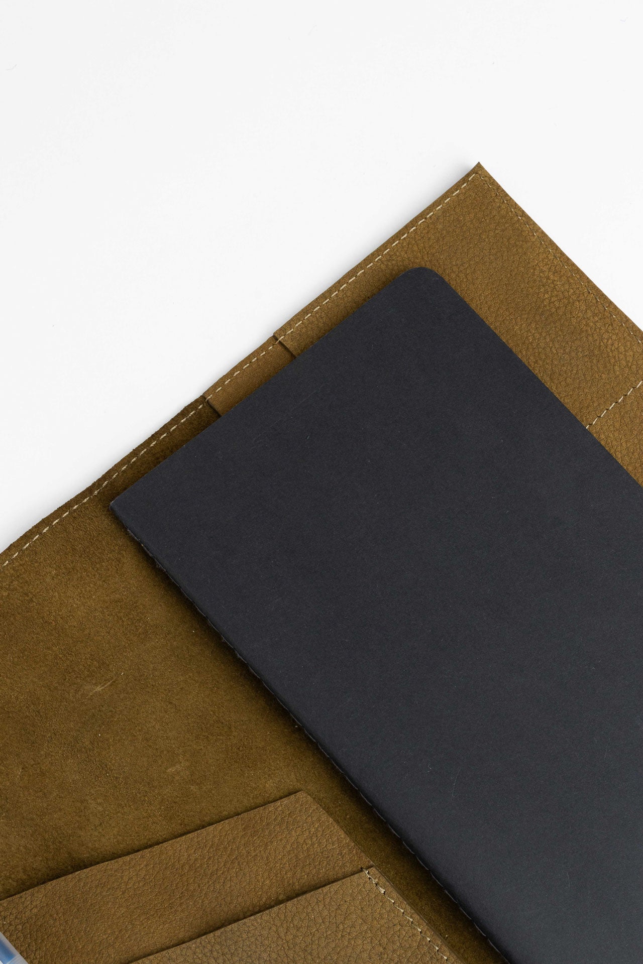 notebook case - RAWAYA - olive - collab zürich