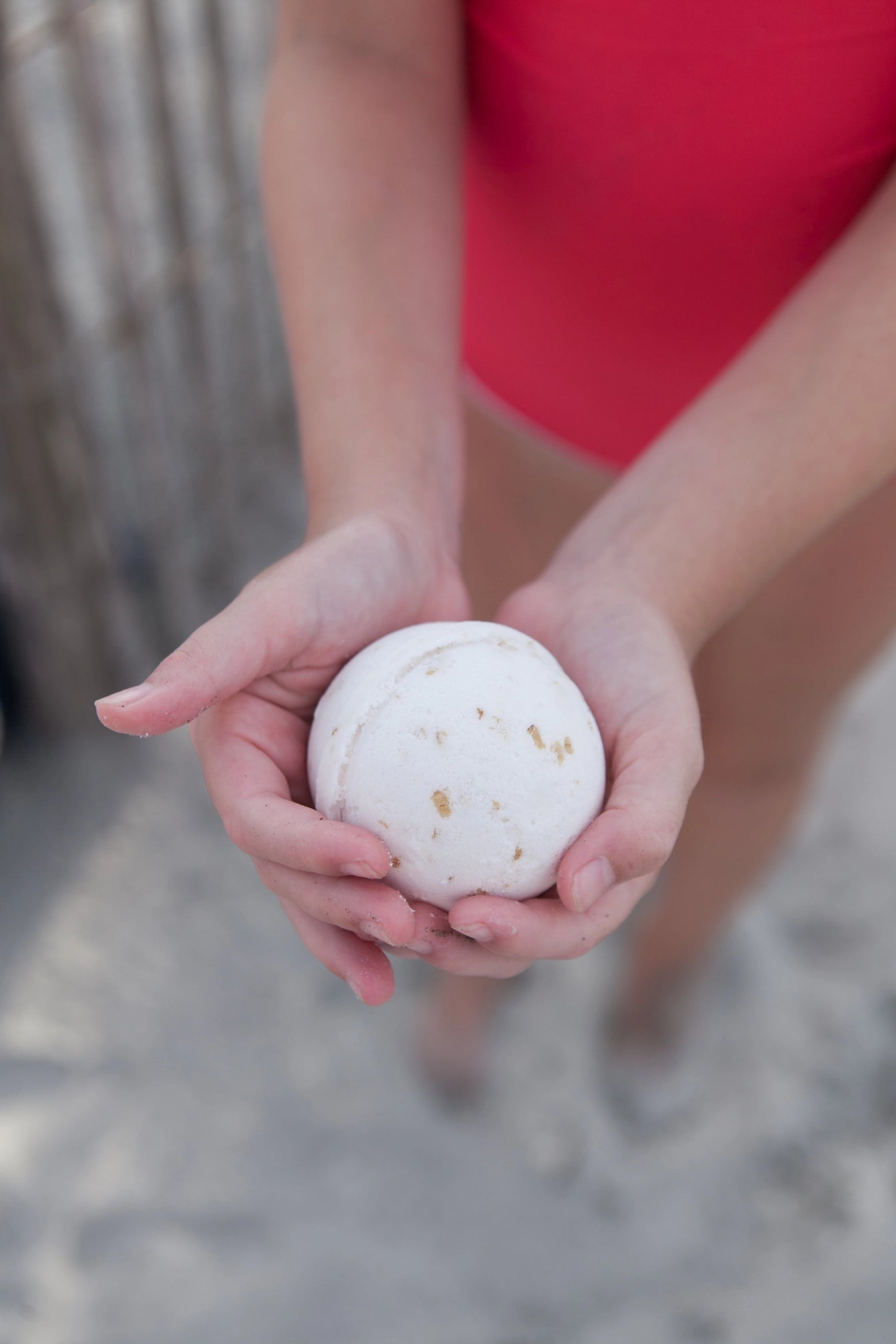 bath bomb - oatmeal milk & honey - collab zürich