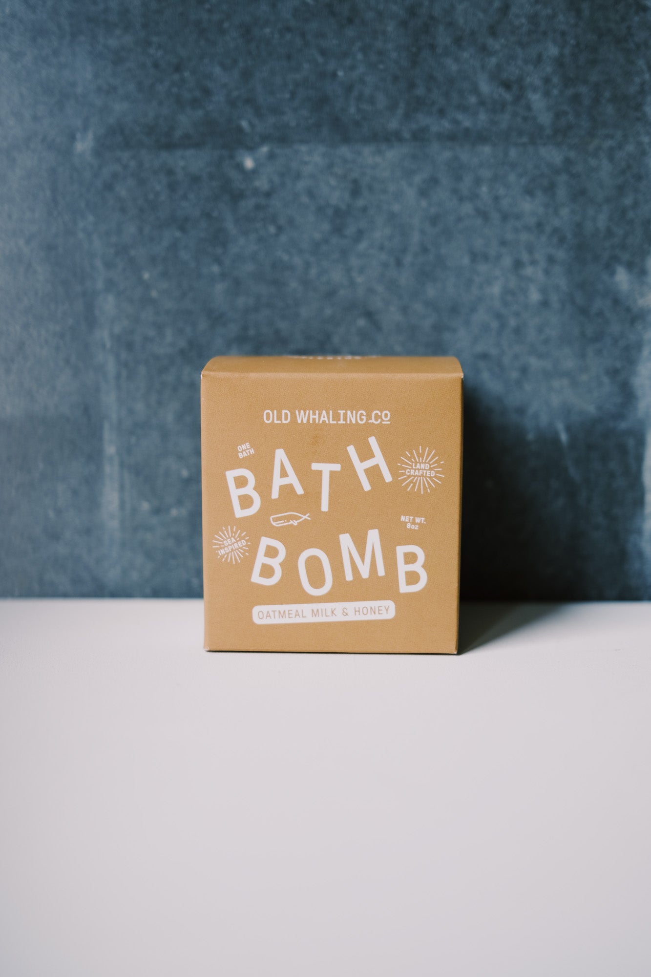 bath bomb - oatmeal milk & honey - collab zürich