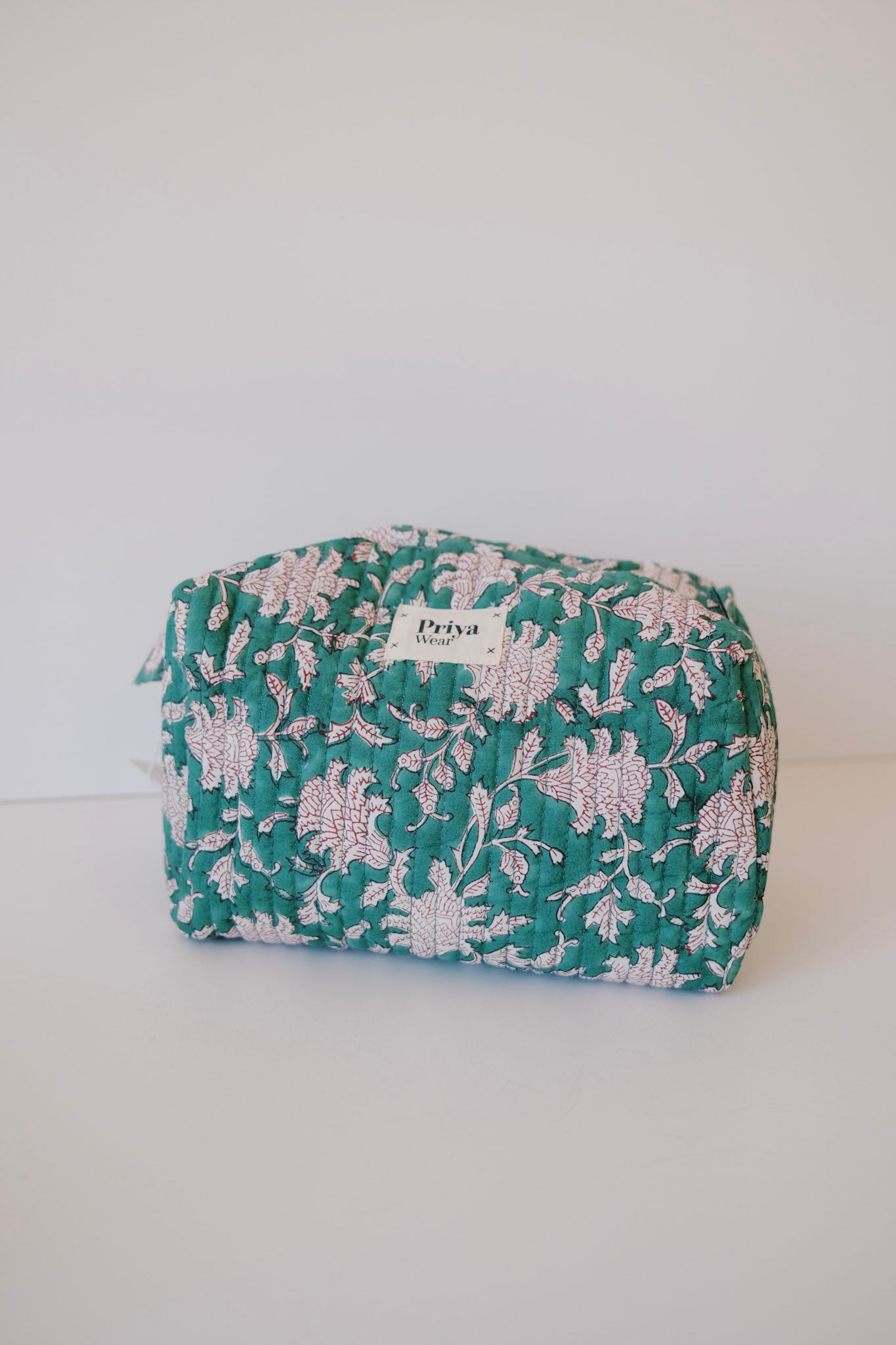 beauty bag - organic cotton - alpine - collab zürich
