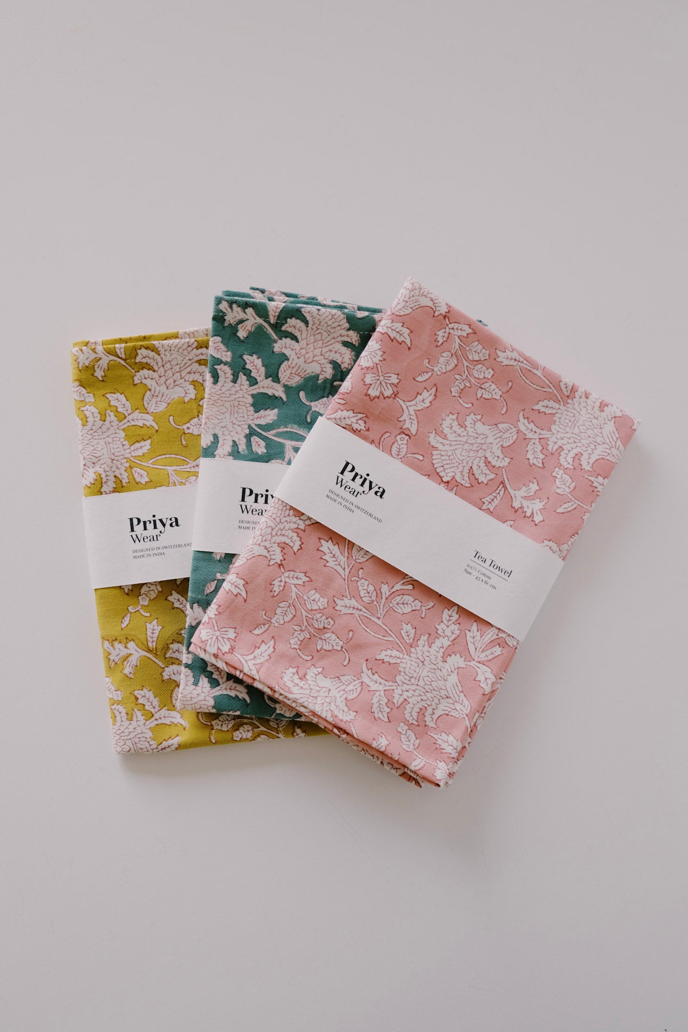 kitchen towel - flowers - blush - collab zürich