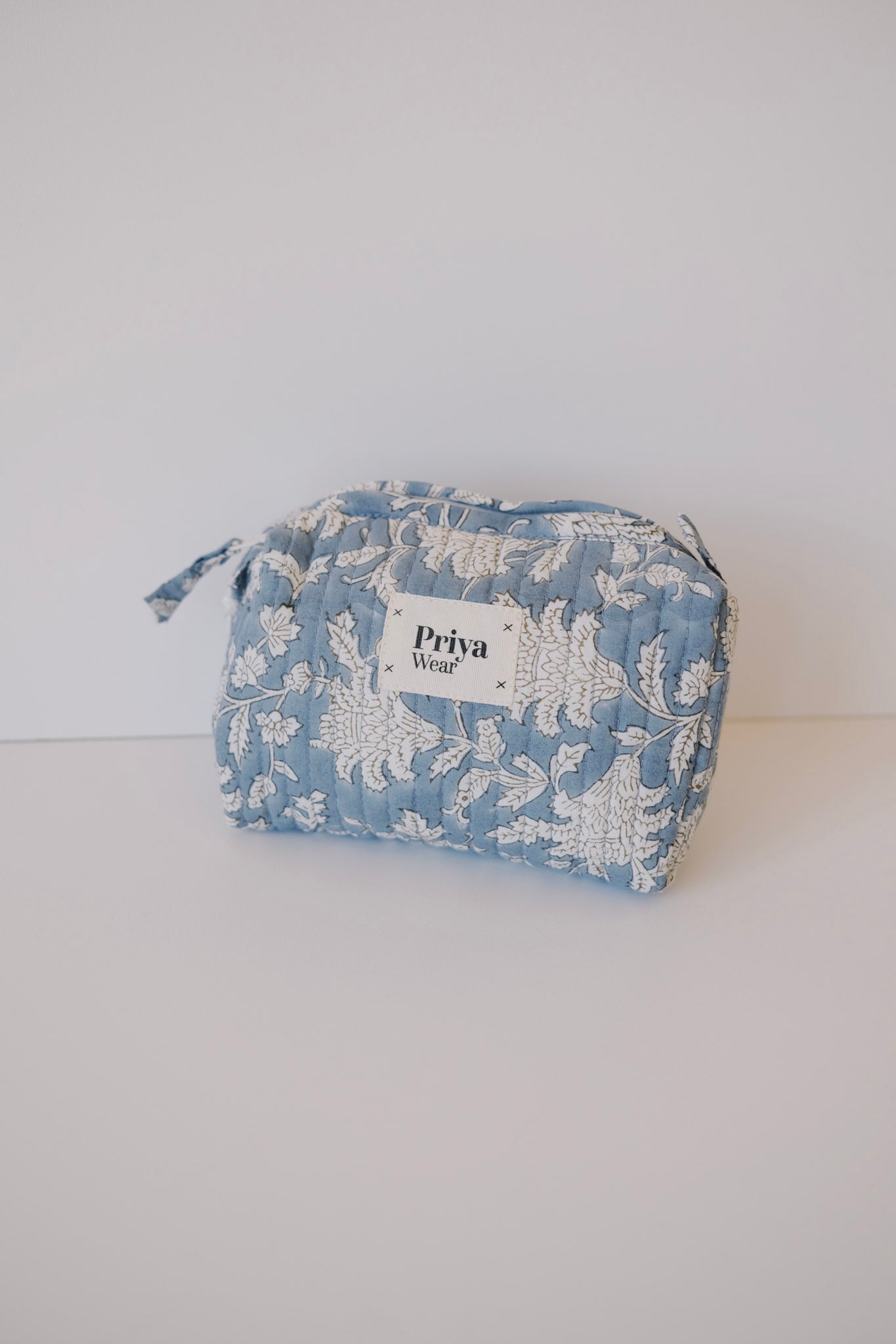 beauty bag - organic cotton - smoky blu - collab zürich