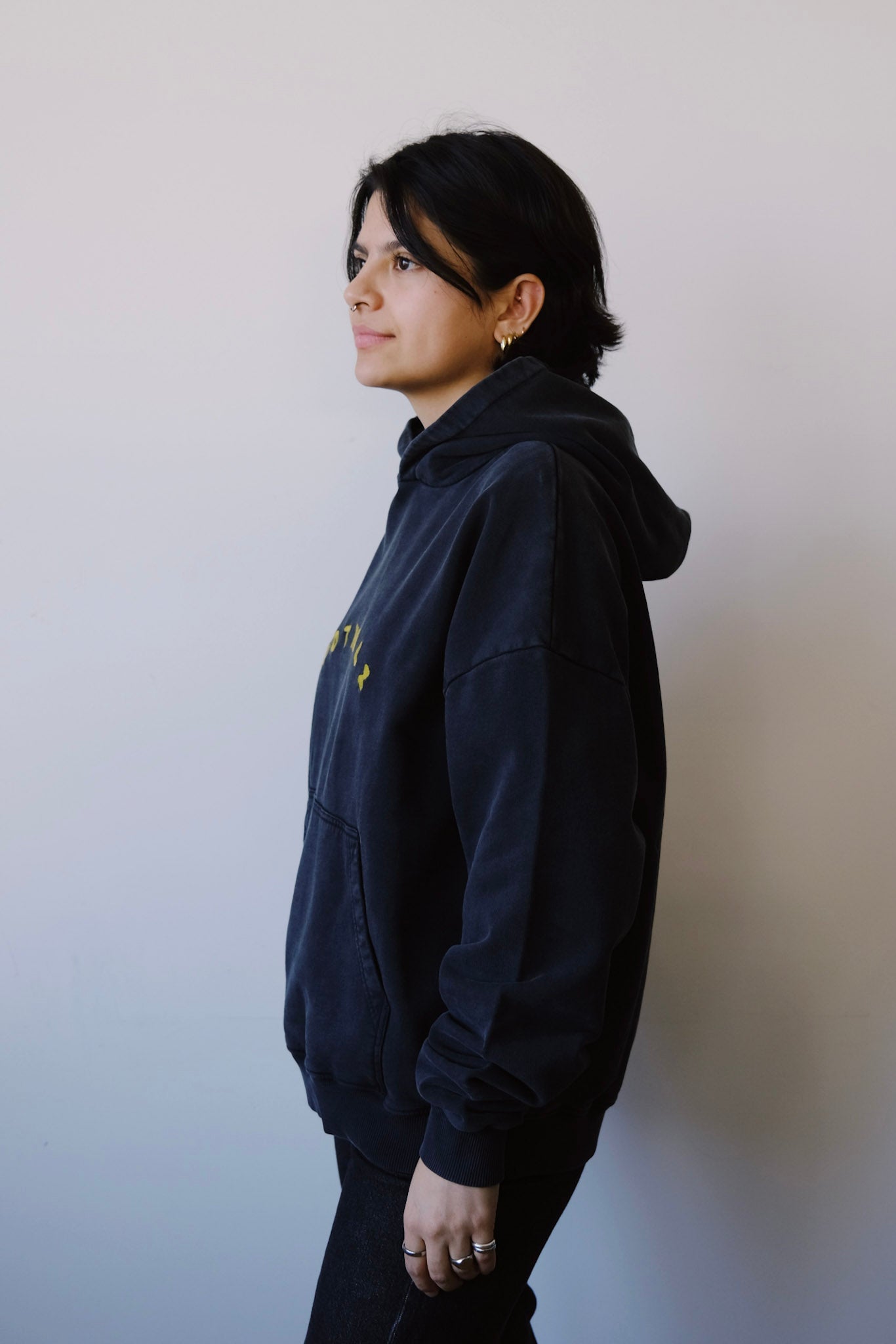 unisex hoodie - bubby logo - faded black - collab zürich