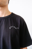 unisex t-shirt - wavy logo - black - collab zürich