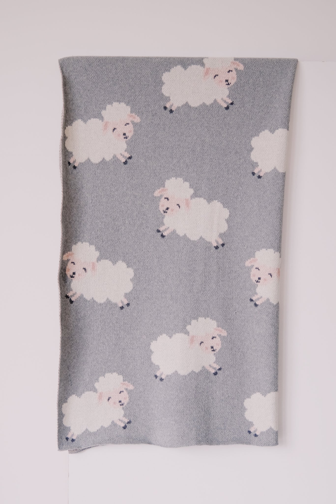 blanket - fluffy sheep - collab zürich