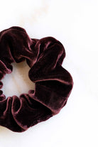 Scrunchie - MEDINA velvet silk - aubergine - collab zürich