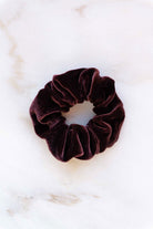 Scrunchie - MEDINA velvet silk - aubergine - collab zürich