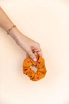 Scrunchie - MEDINA cotton - orange hearts - collab zürich