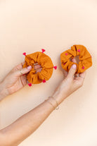 Scrunchie - MEDINA cotton - orange hearts - collab zürich
