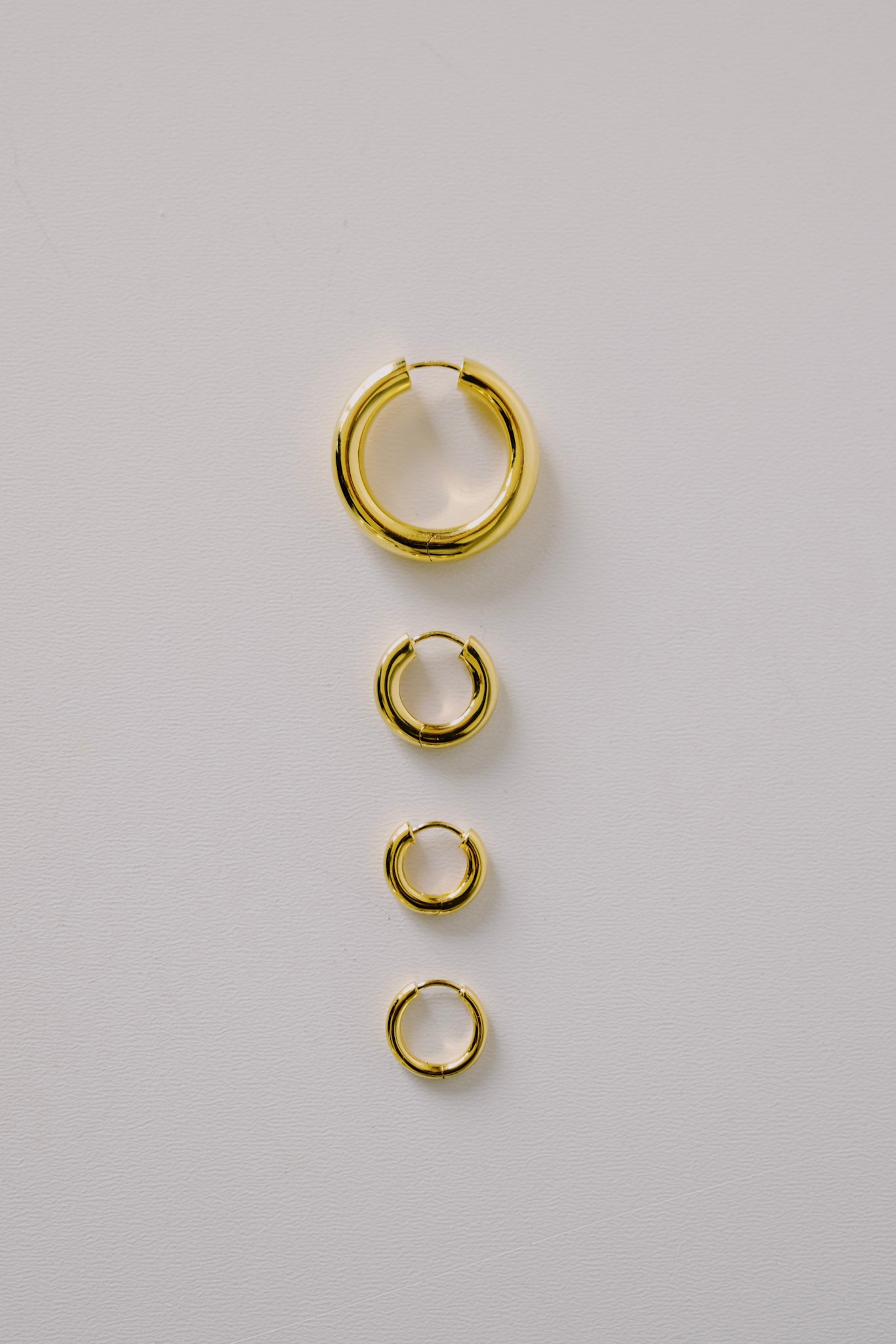 single hoop - click - maxi - collab zürich
