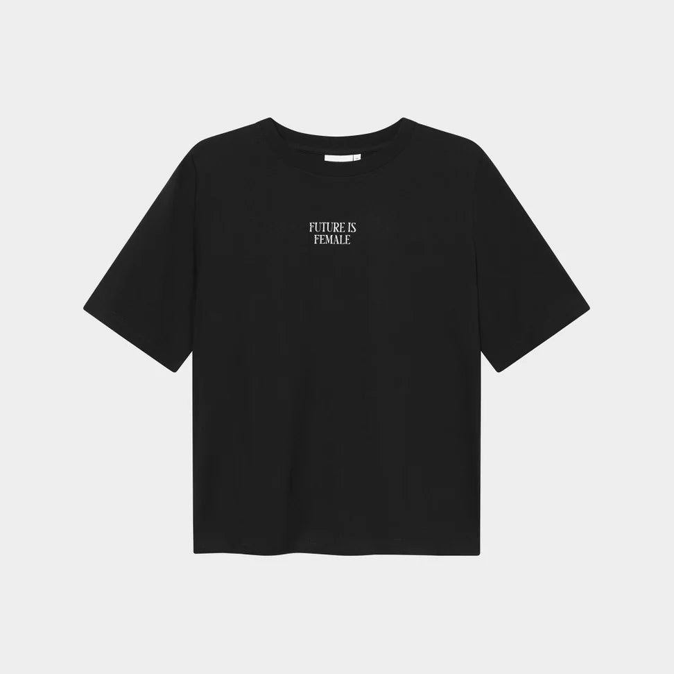 T-Shirt - Vadstena - Future is Female - collab zürich