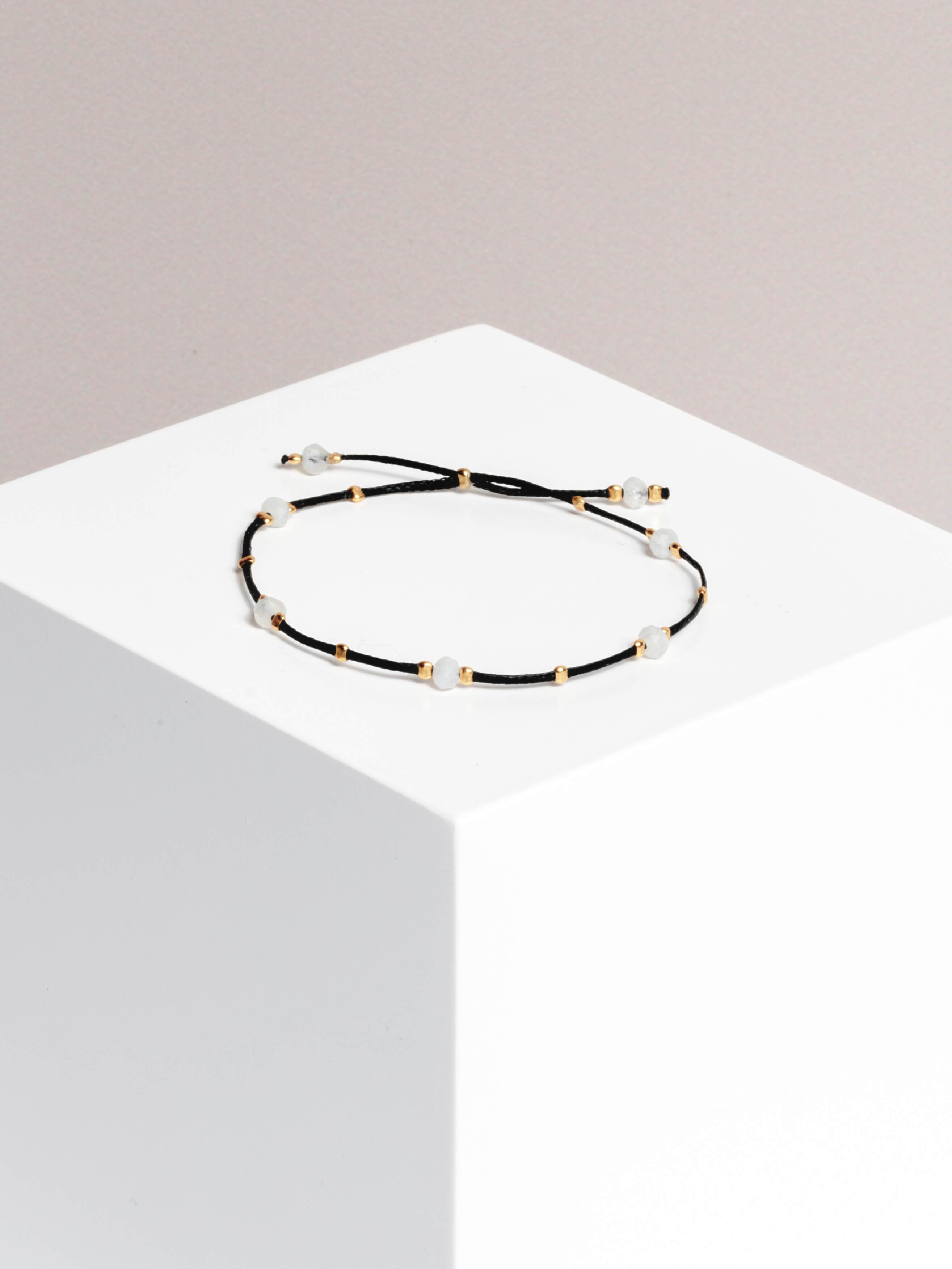 bracelet - CRYSTAL DOTS - moonstone - collab zürich