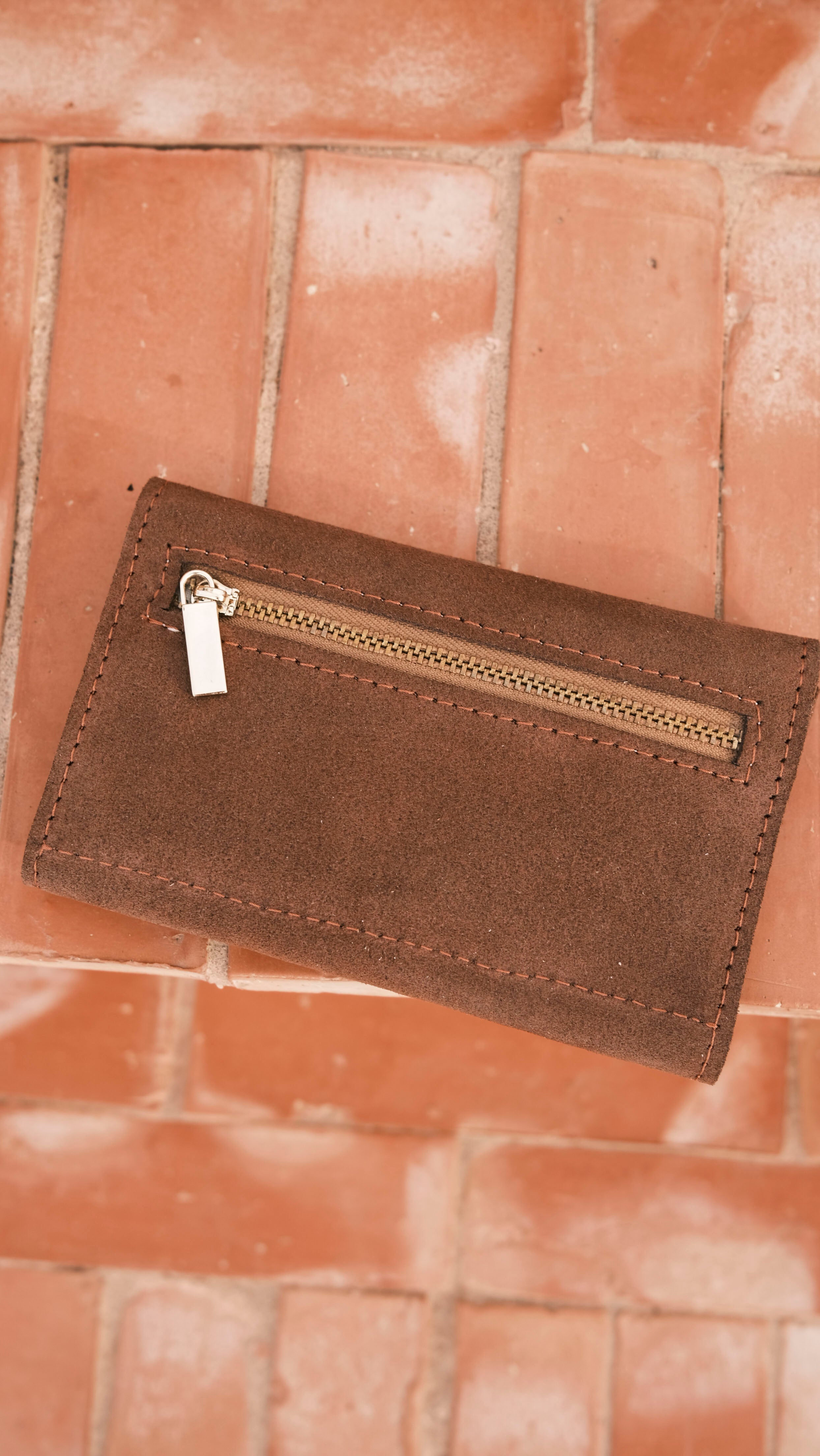 Flip Wallet - DENYA - Red Wood - collab zürich