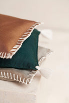 eye pillow - RAHA tassels - emerald - collab zürich