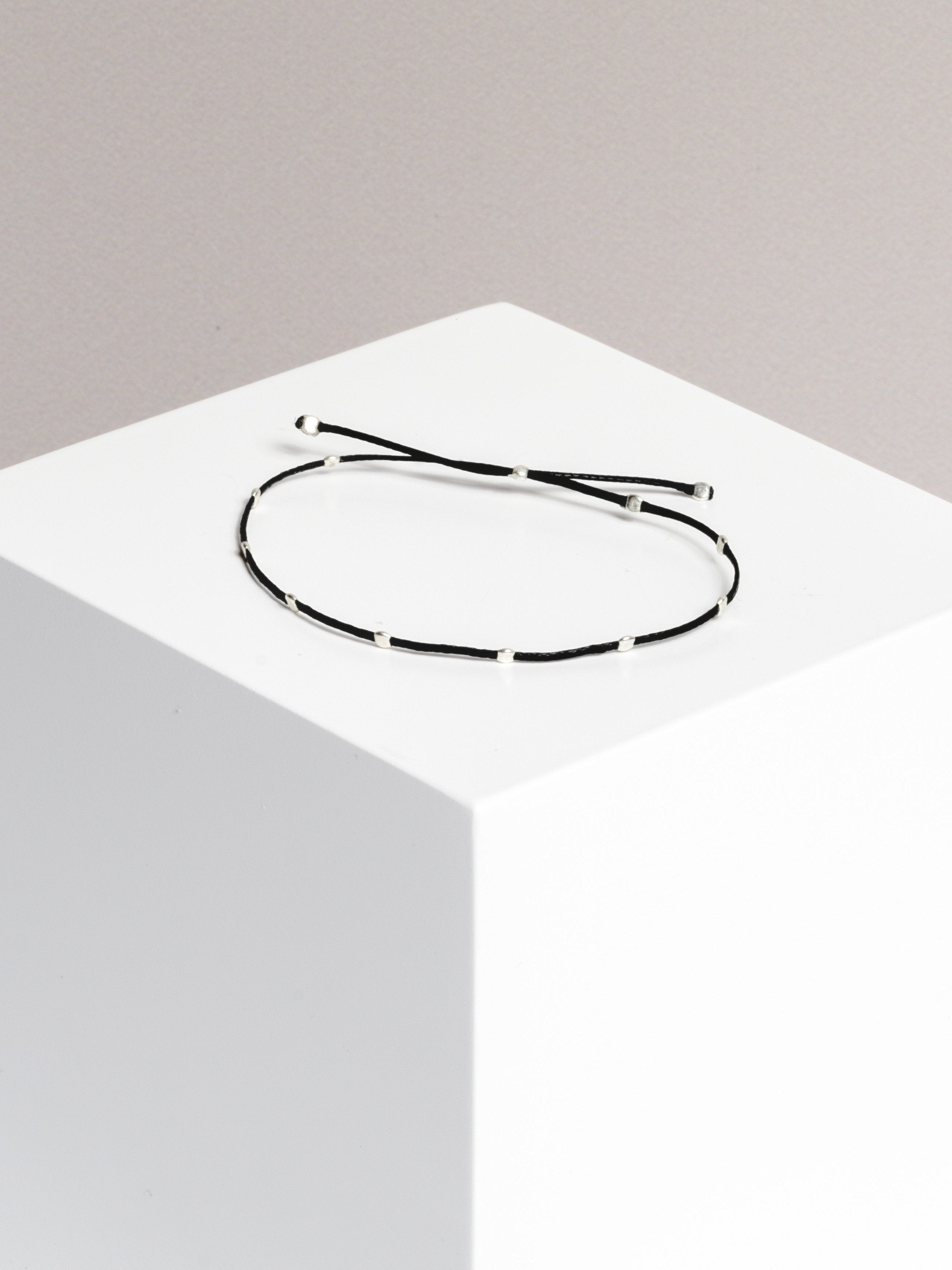 bracelet - 10 DOTS SPACE - collab zürich