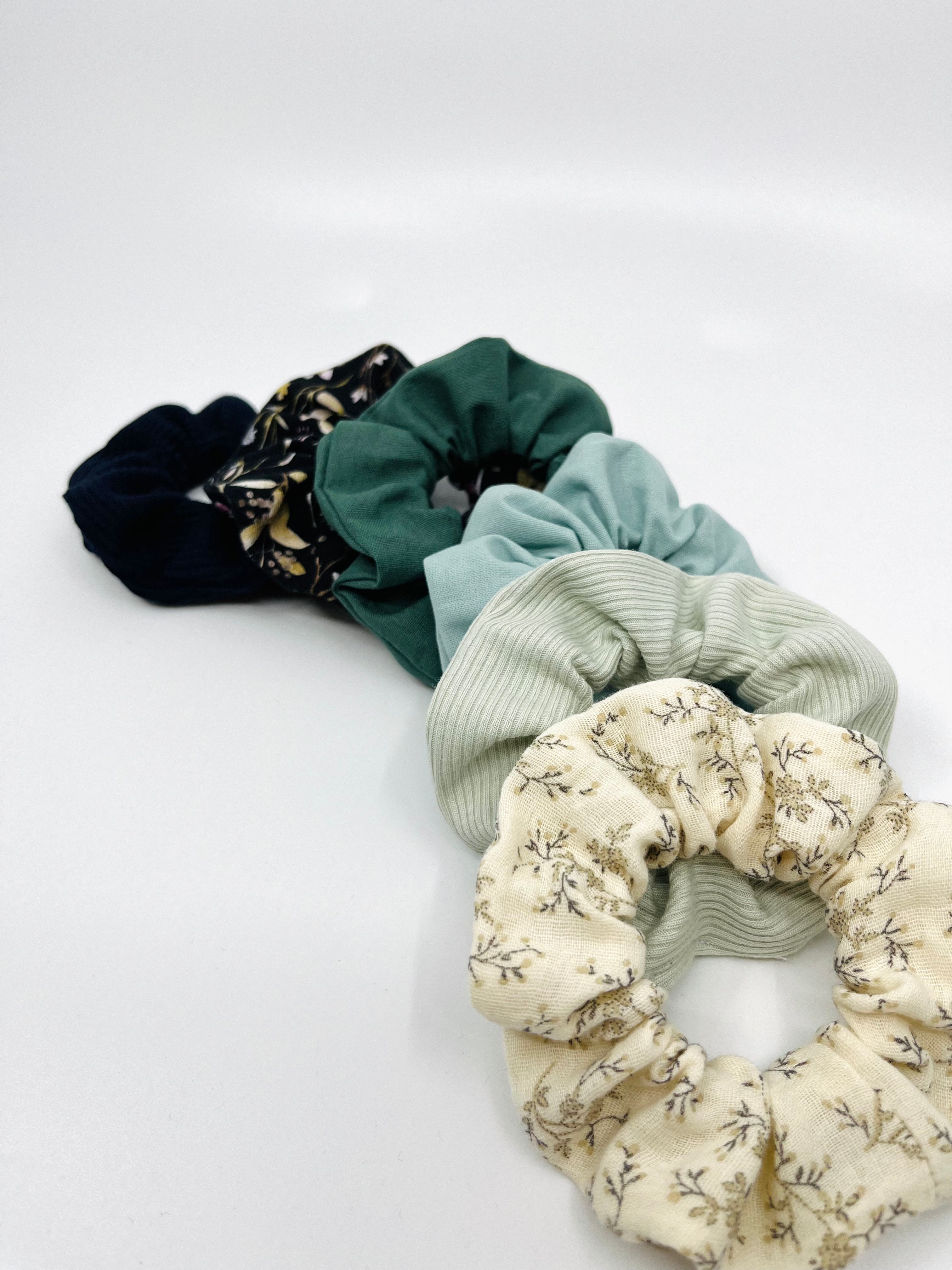 scrunchie - 10am x collab - filomela - collab zürich