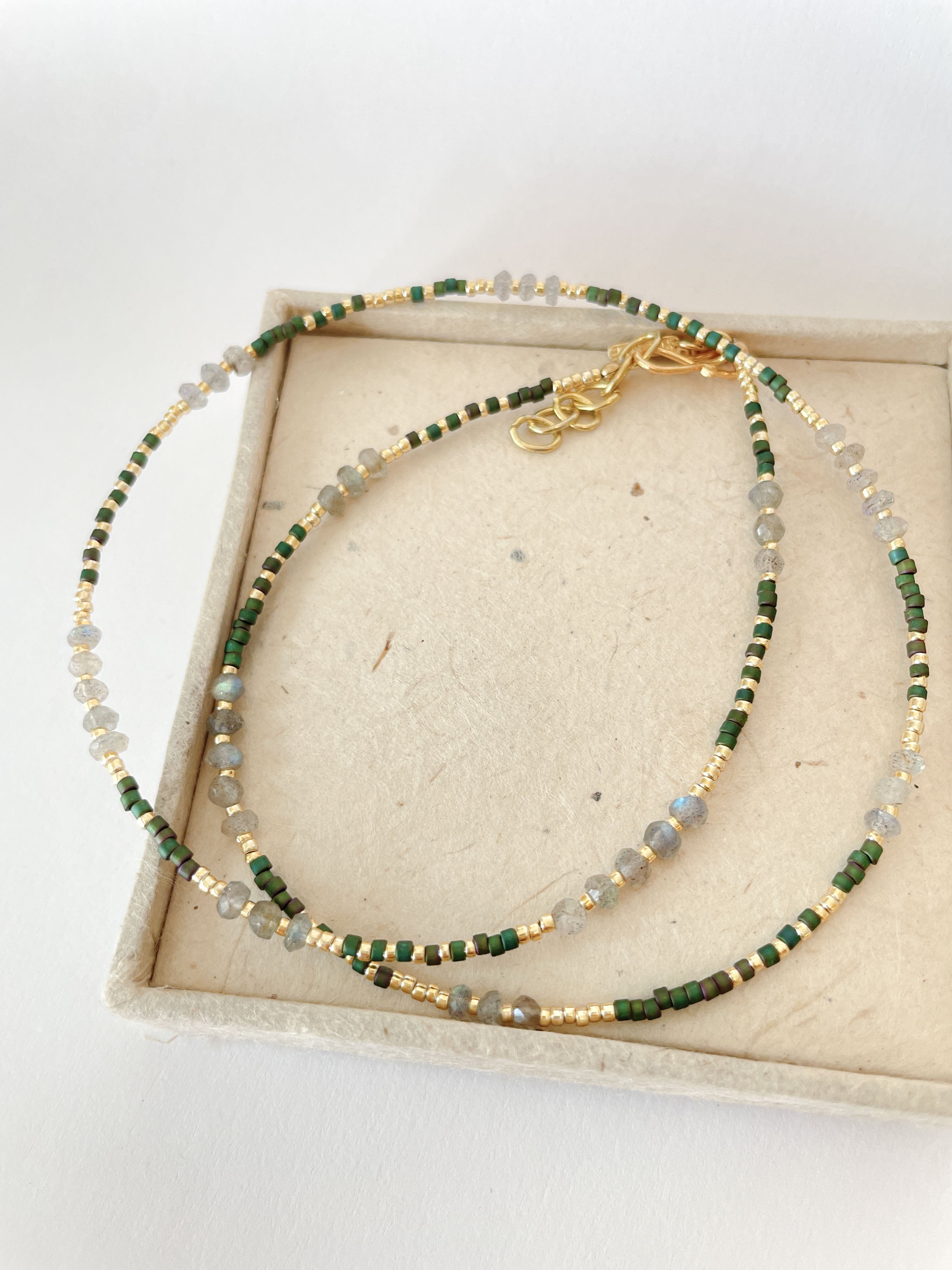 Necklace - DINA Labradorite - Emerald - Sale - collab zürich