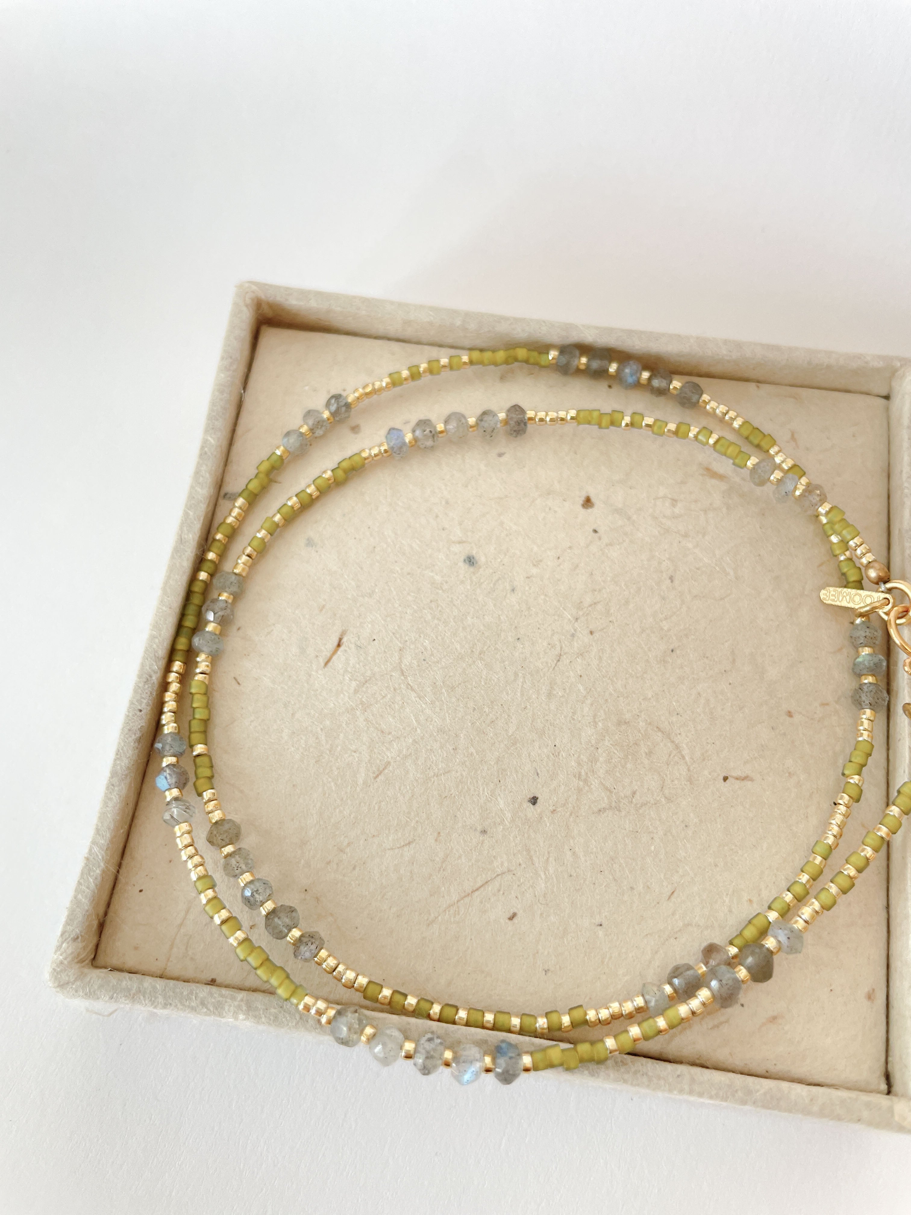 Necklace - DINA Labradorite - Lime Green - Sale - collab zürich