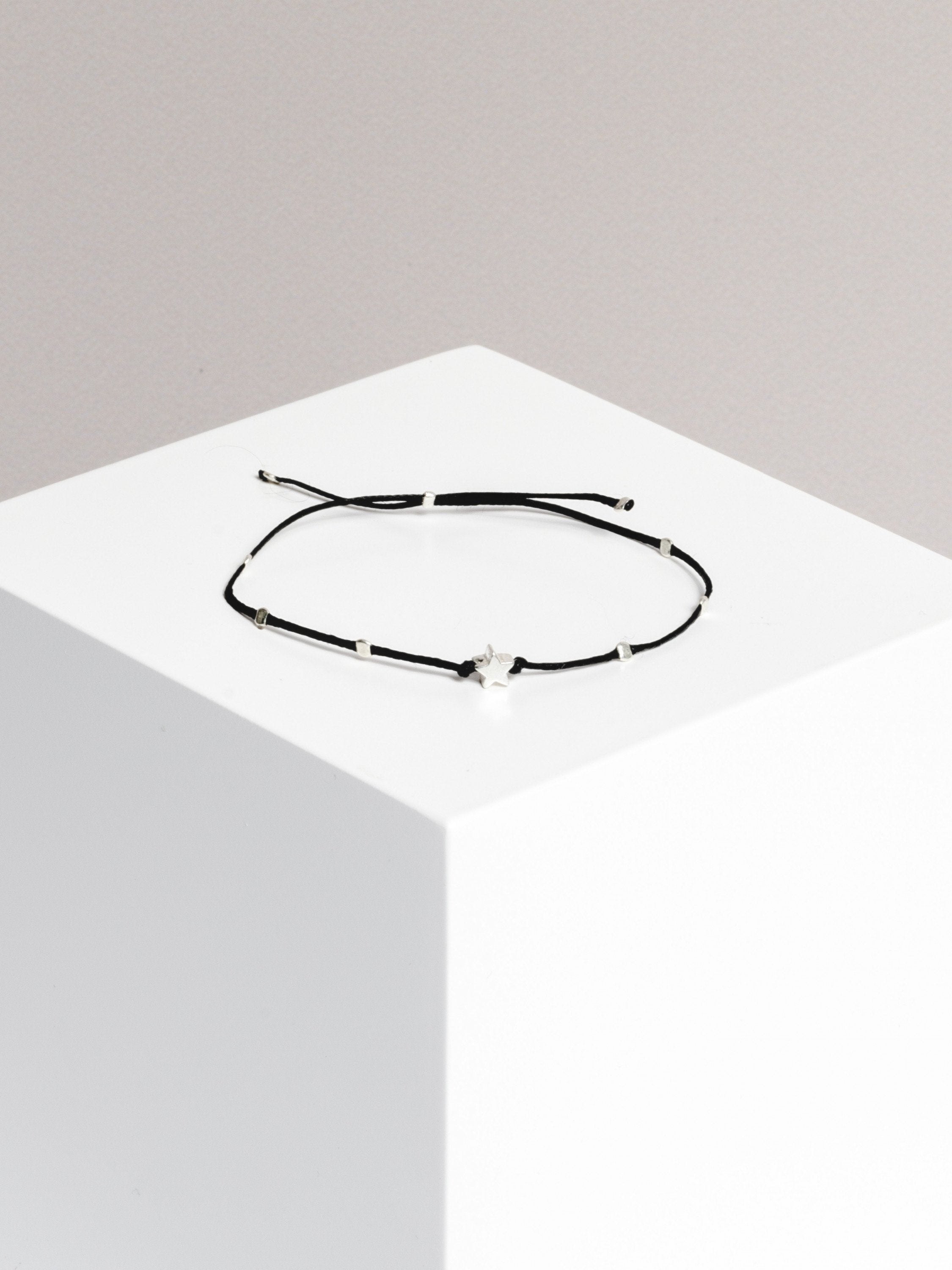 bracelet - 10 DOTS SPACE - star - collab zürich